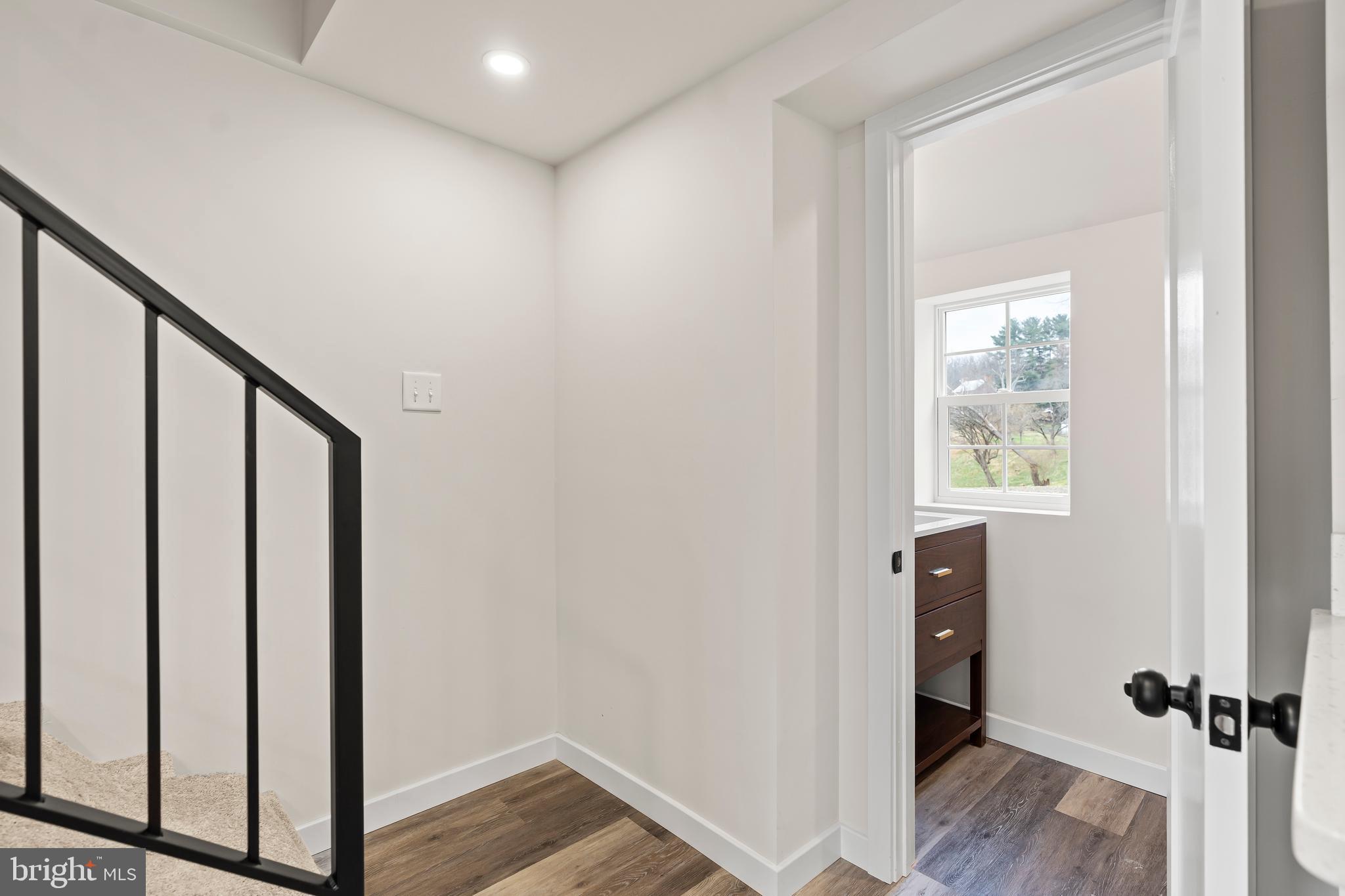 MYERSVILLE - Residential