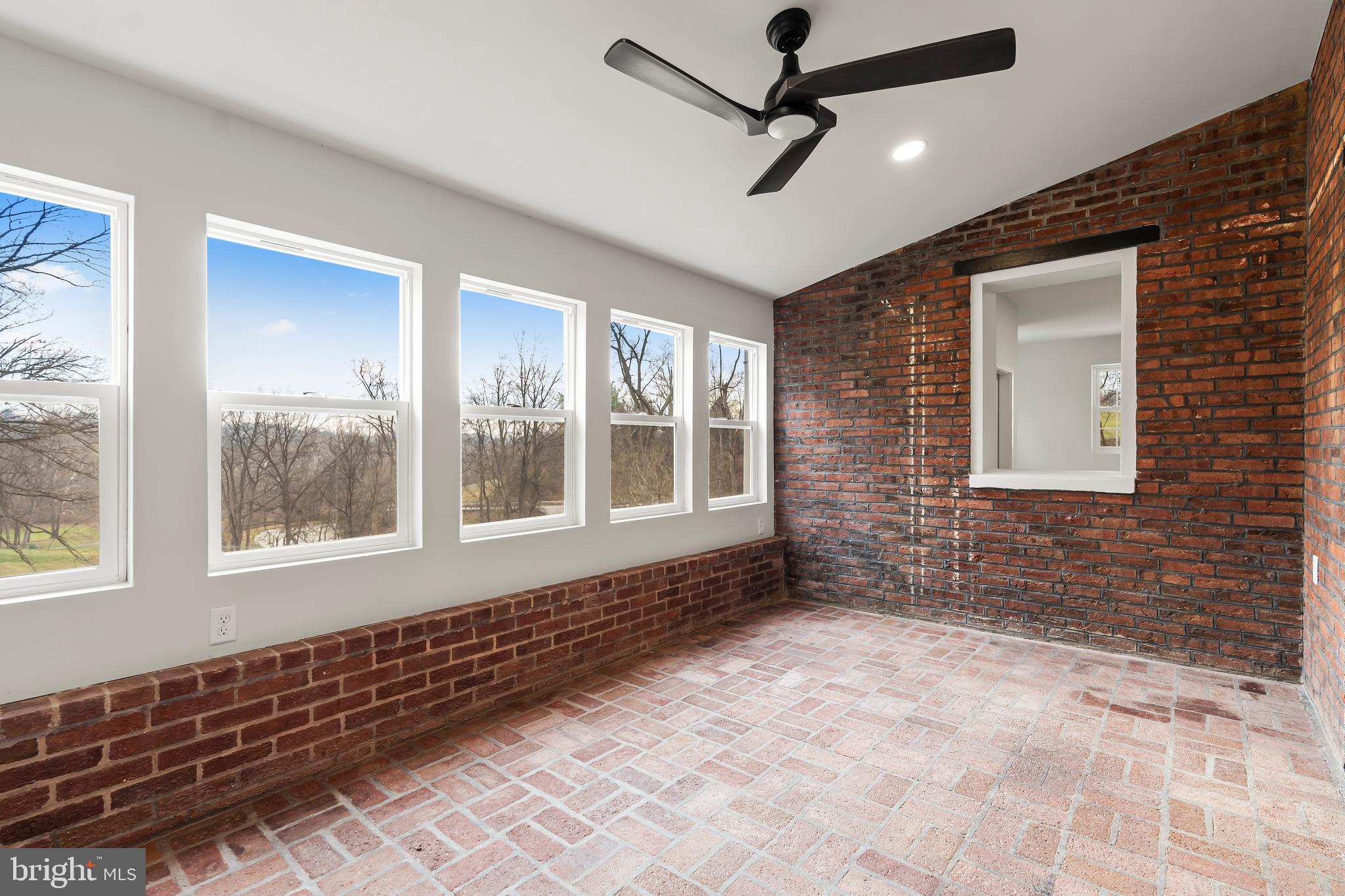 MYERSVILLE - Residential