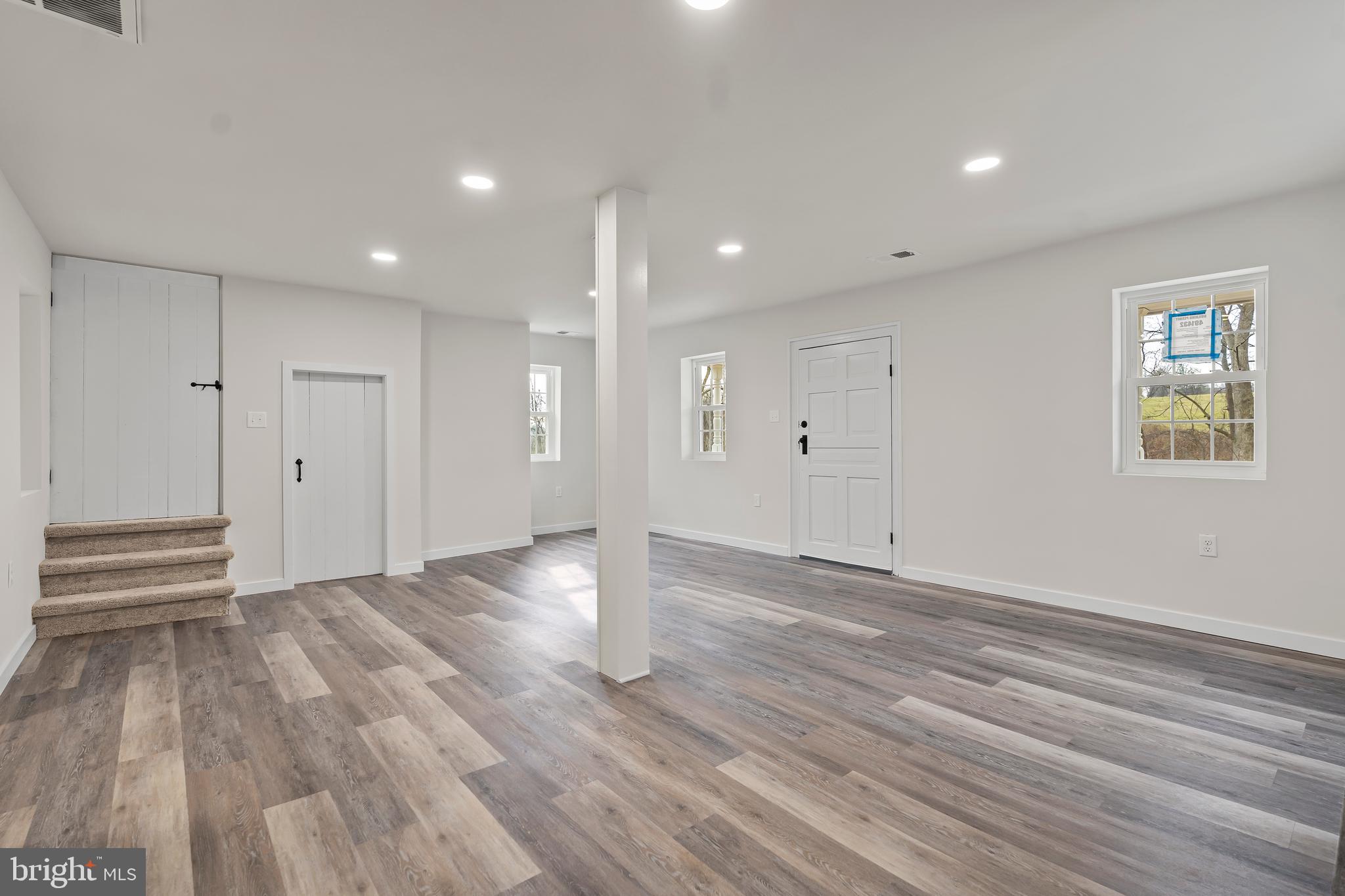 MYERSVILLE - Residential