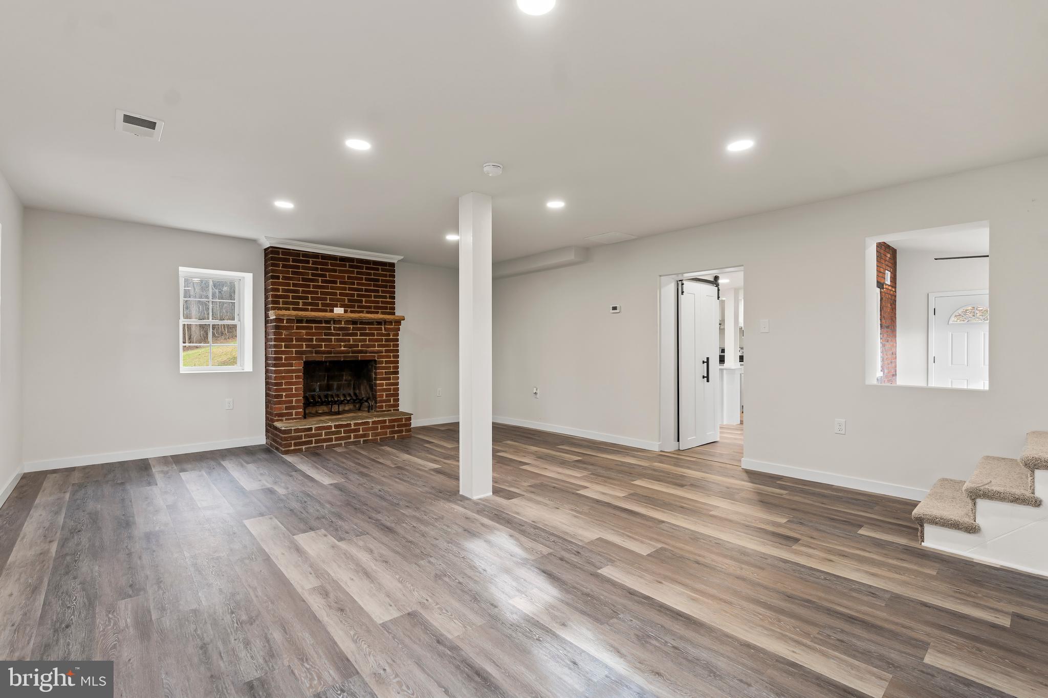 MYERSVILLE - Residential