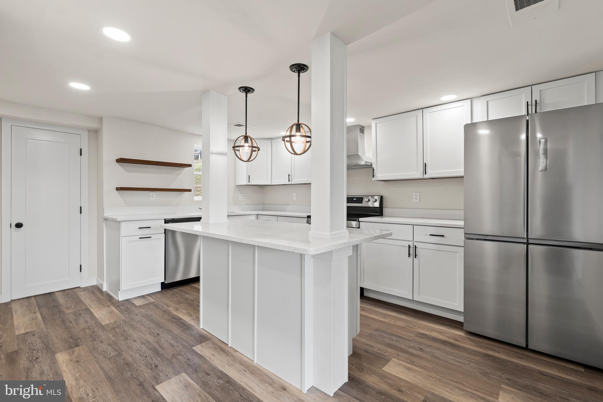 MYERSVILLE - Residential