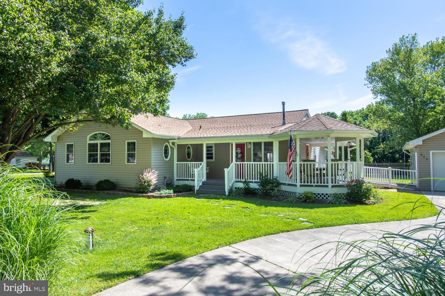 KENT ISLAND ESTATES - Residential