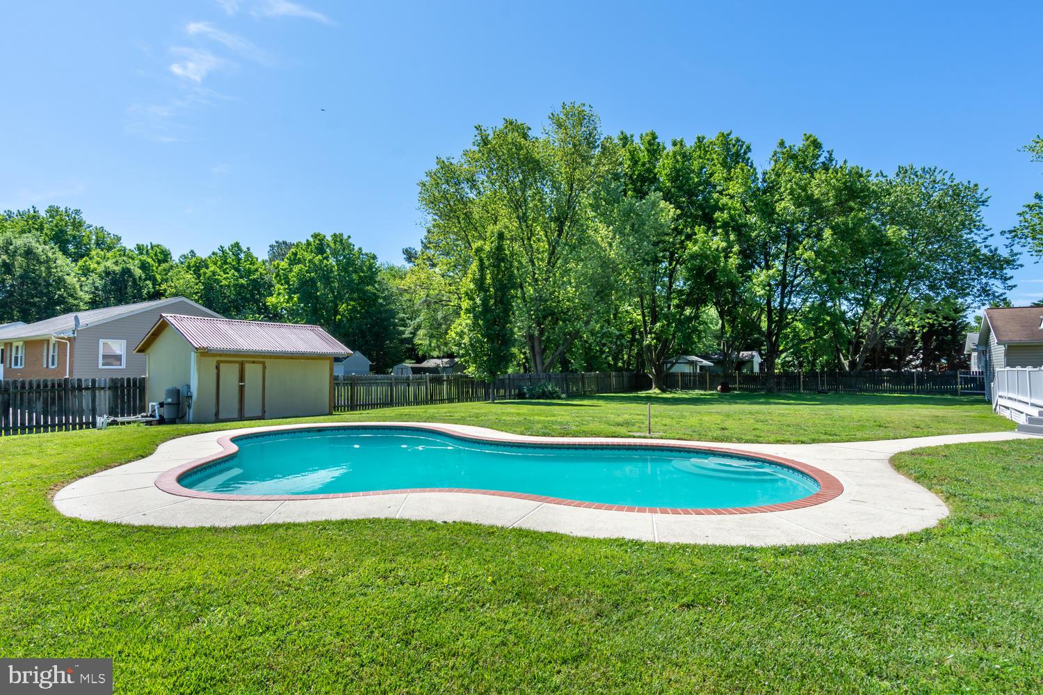 KENT ISLAND ESTATES - Residential