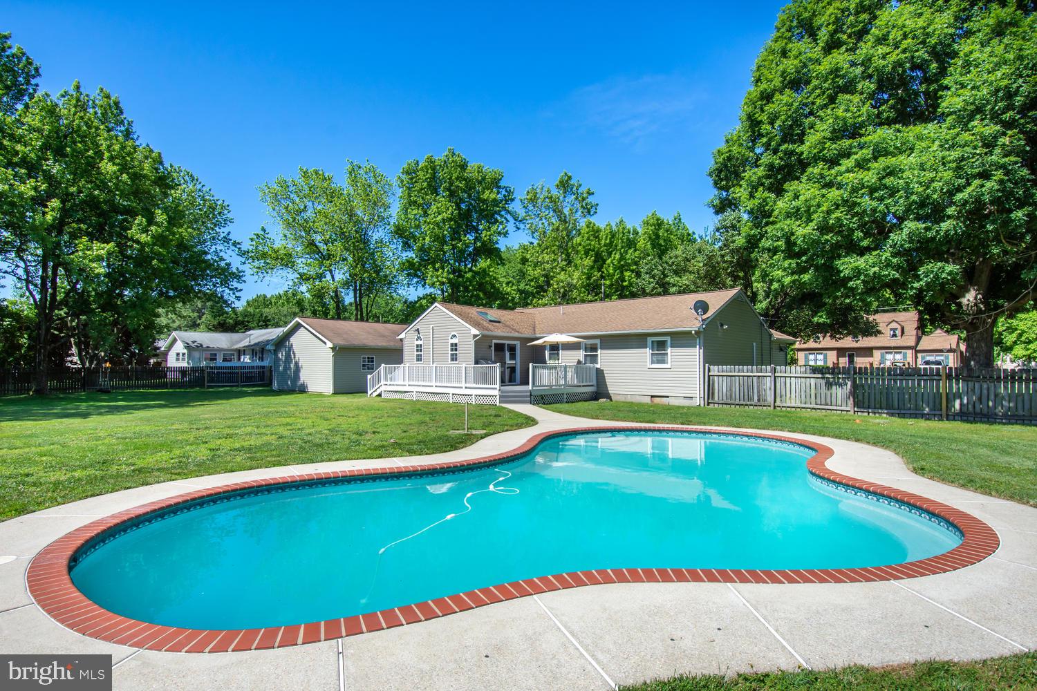 KENT ISLAND ESTATES - Residential