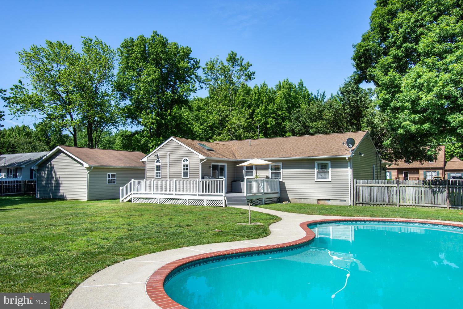 KENT ISLAND ESTATES - Residential