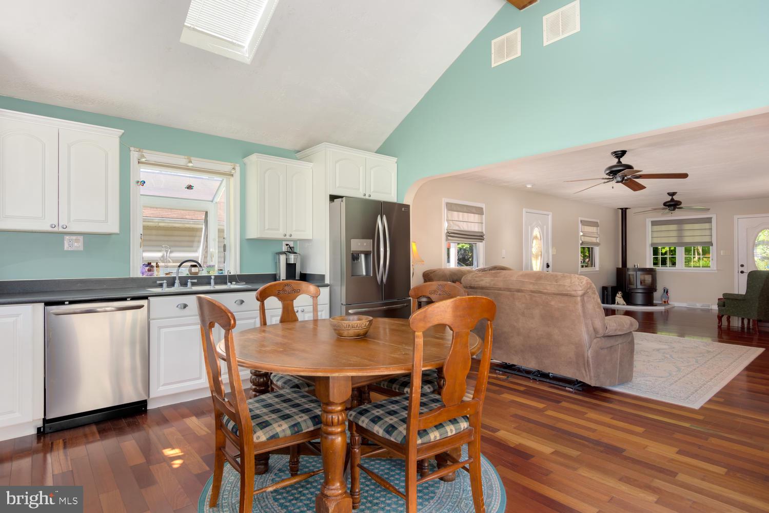 KENT ISLAND ESTATES - Residential