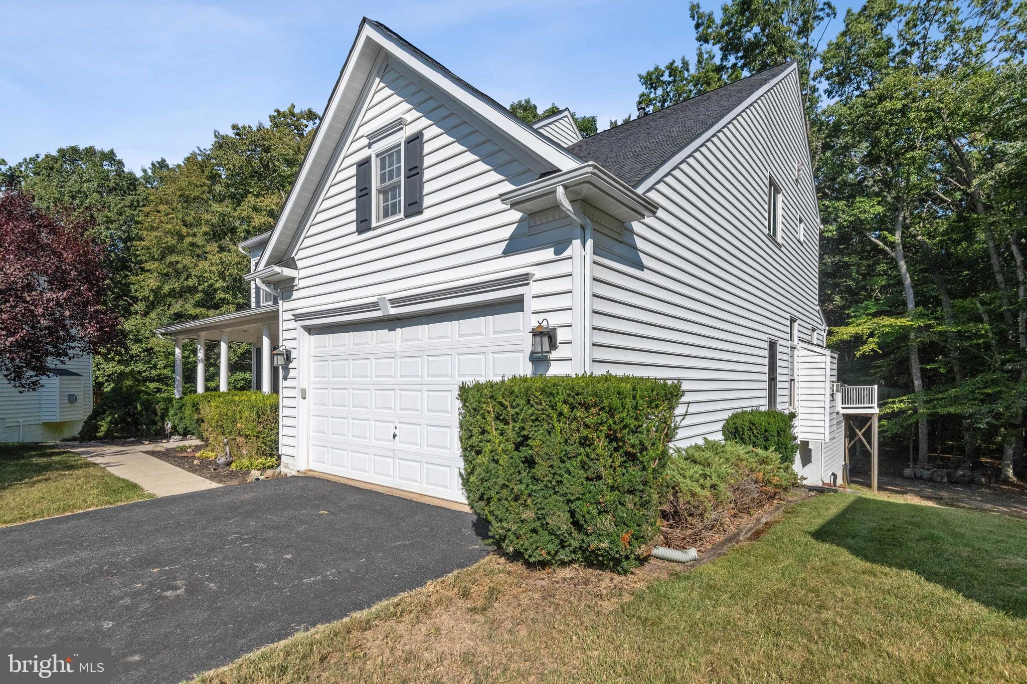 SPRING RIDGE - Residential