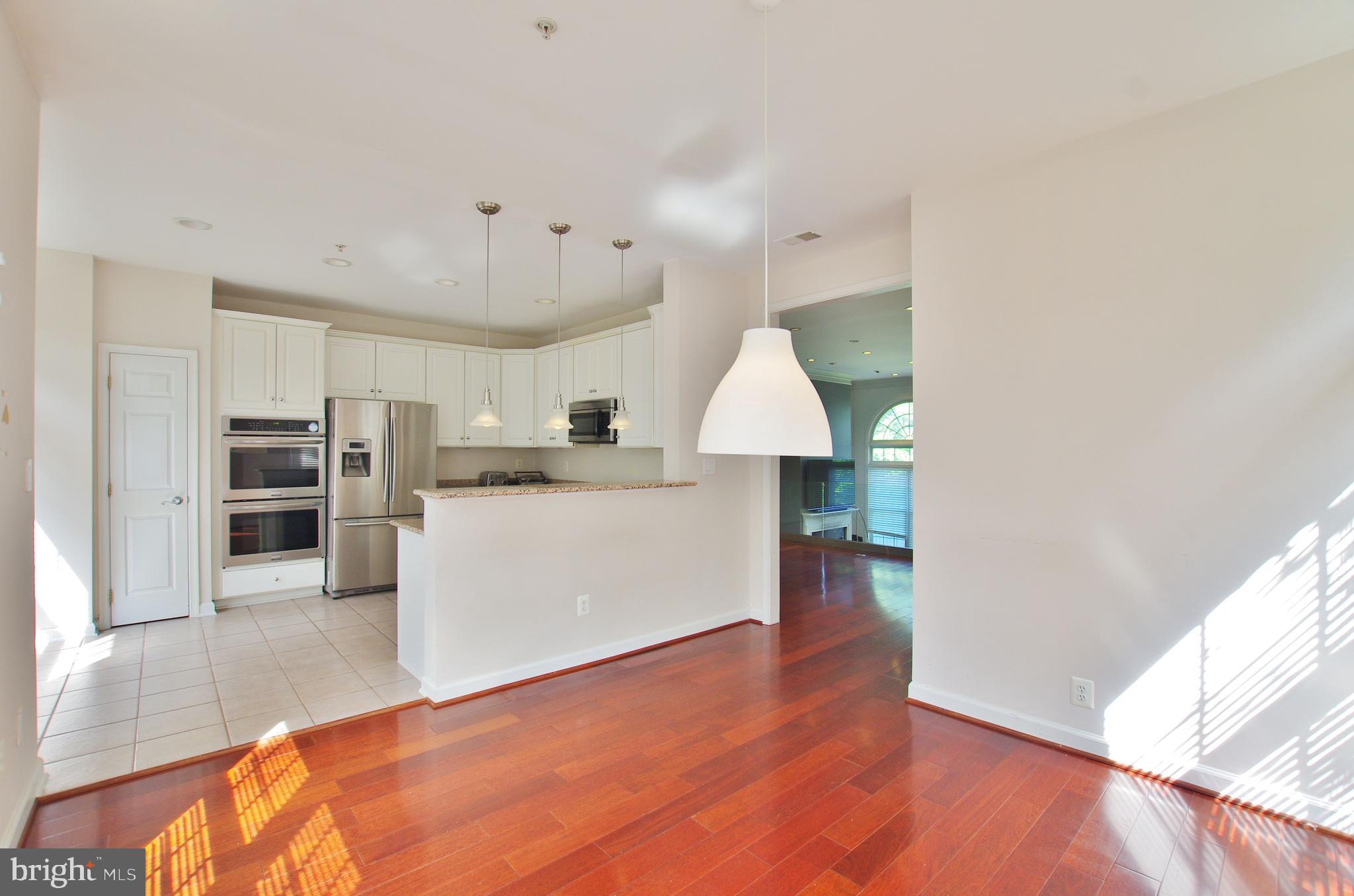 TYSONS VILLAGE - Residential Lease