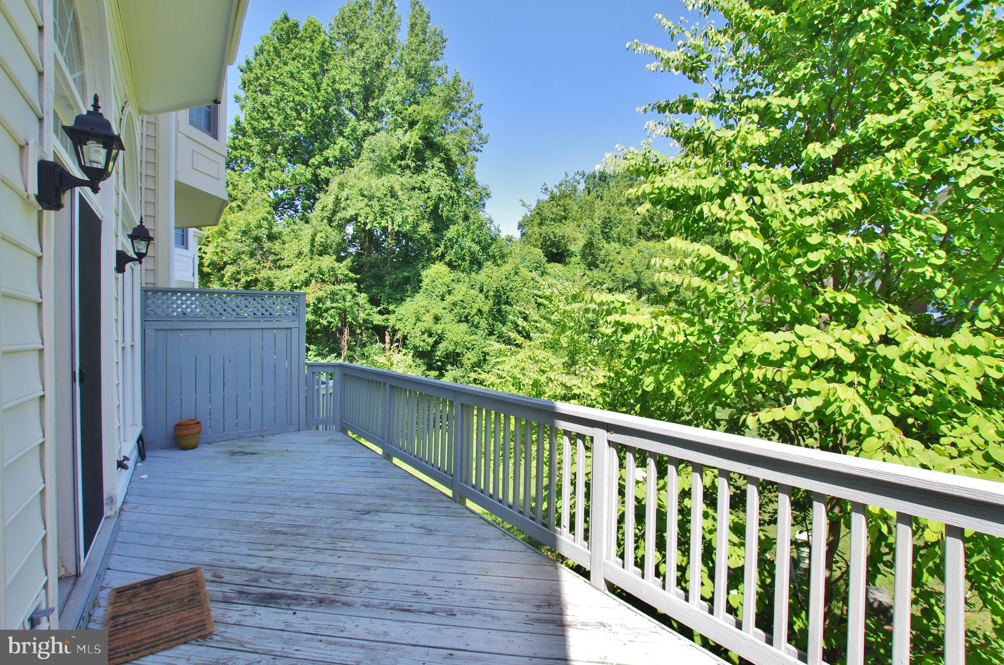 TYSONS VILLAGE - Residential Lease