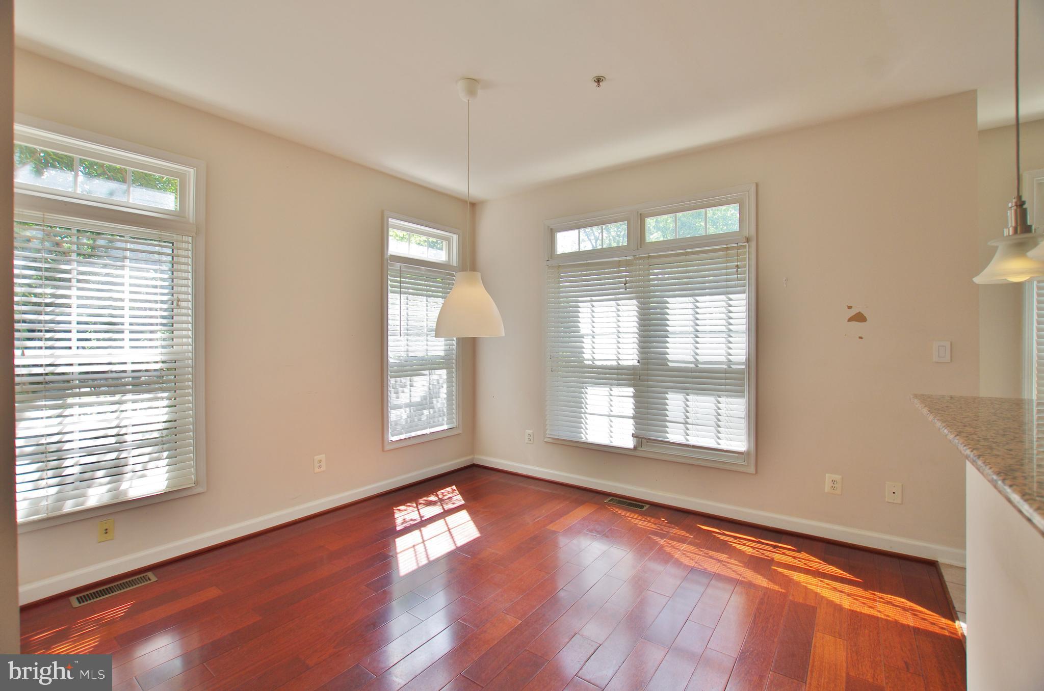 TYSONS VILLAGE - Residential Lease