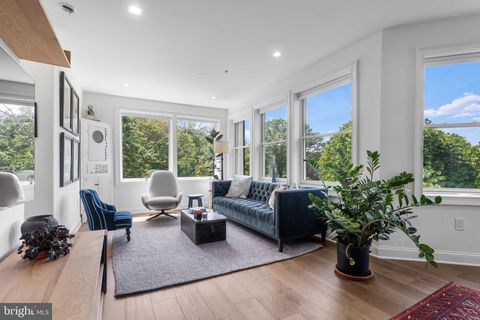 2800 ADAMS MILL ROAD NW 3 WASHINGTON DC 20009