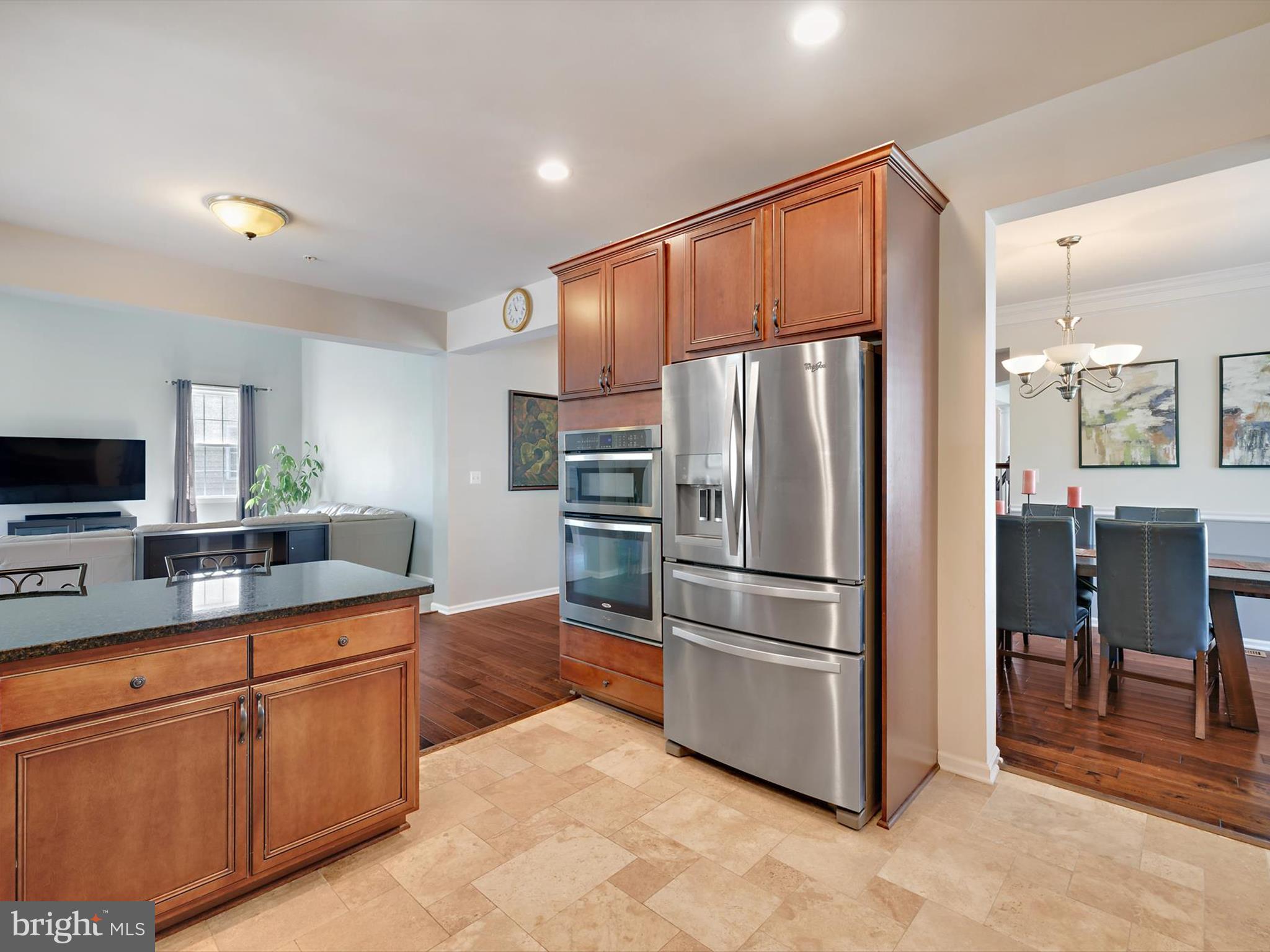 MARLBORO RIDGE - Residential