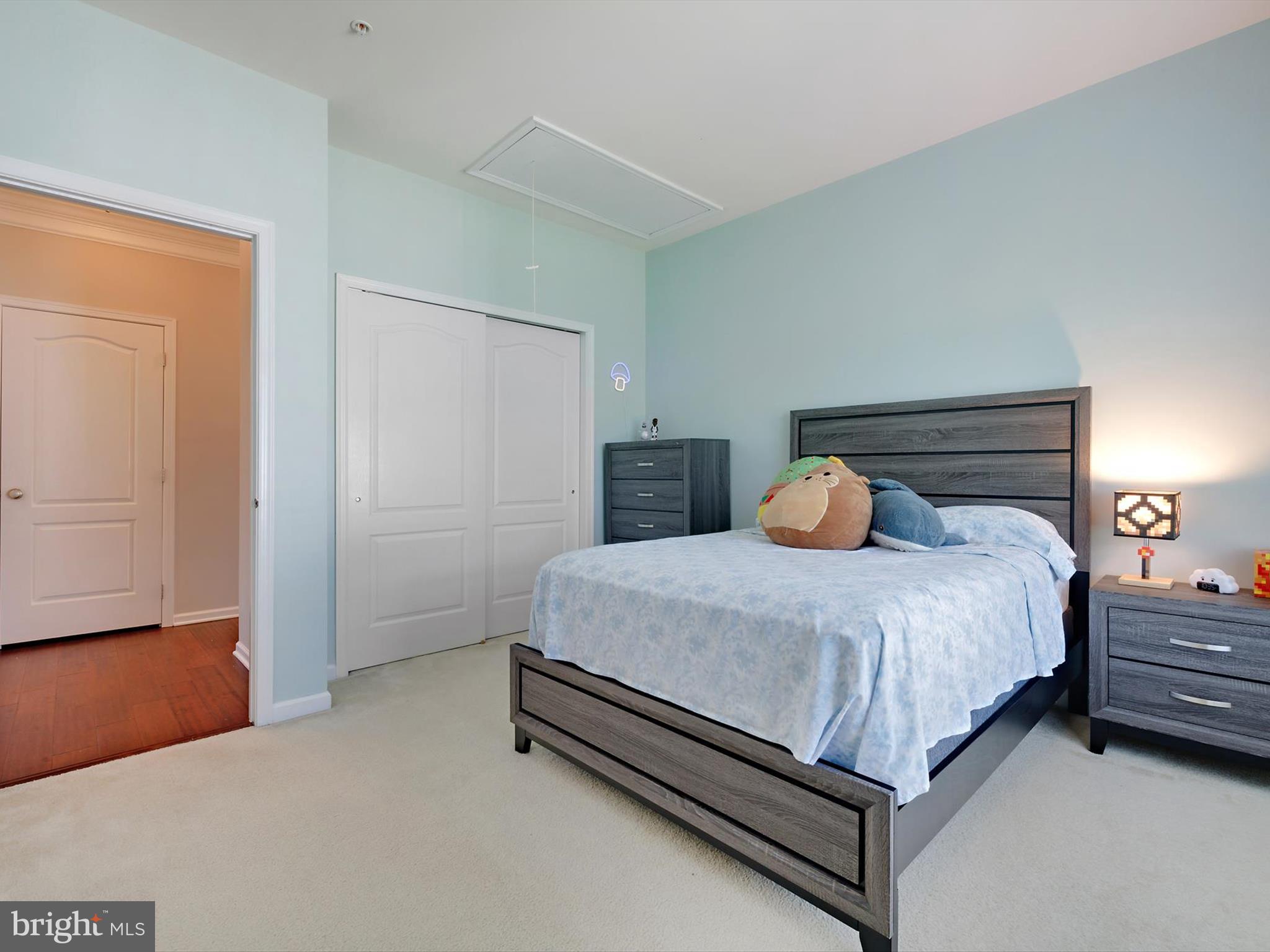 MARLBORO RIDGE - Residential