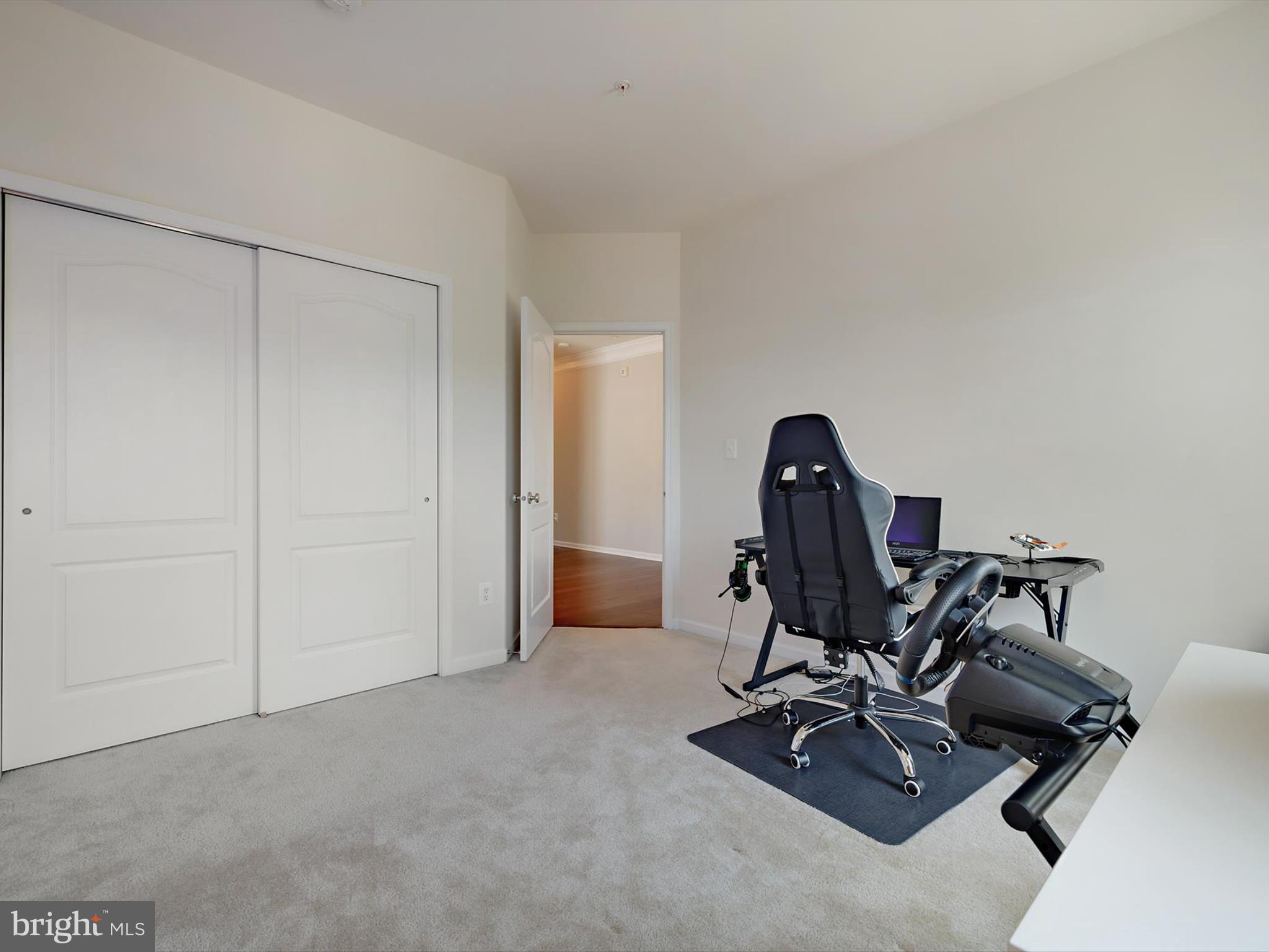 MARLBORO RIDGE - Residential