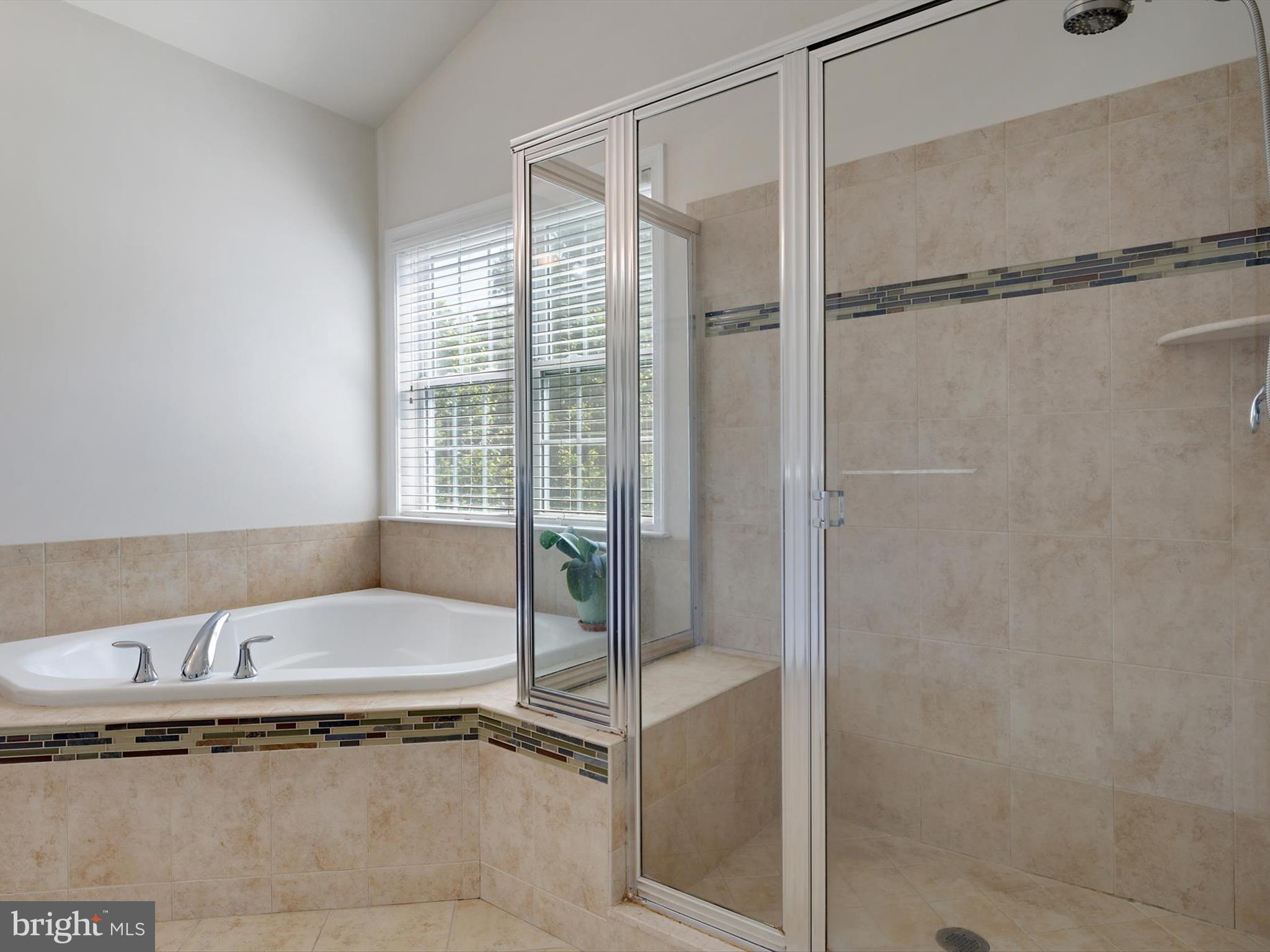 MARLBORO RIDGE - Residential