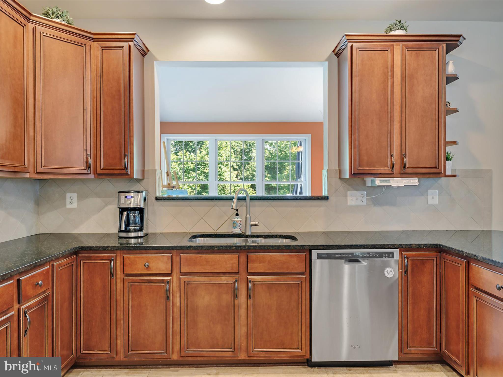 MARLBORO RIDGE - Residential