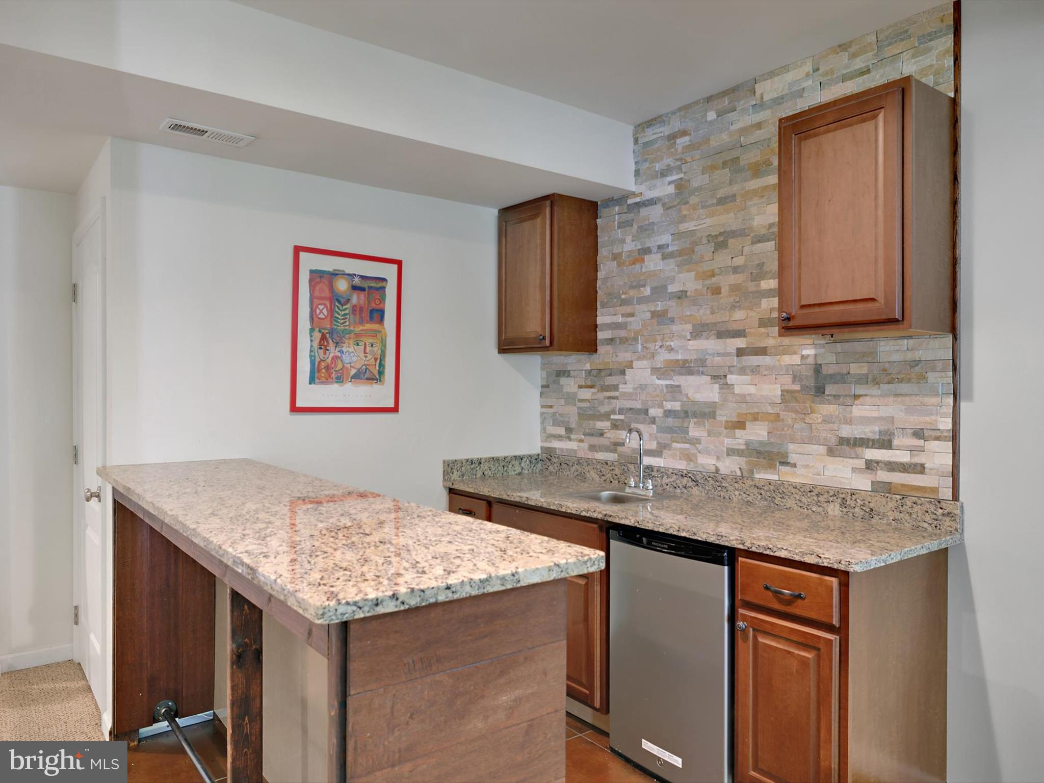 MARLBORO RIDGE - Residential