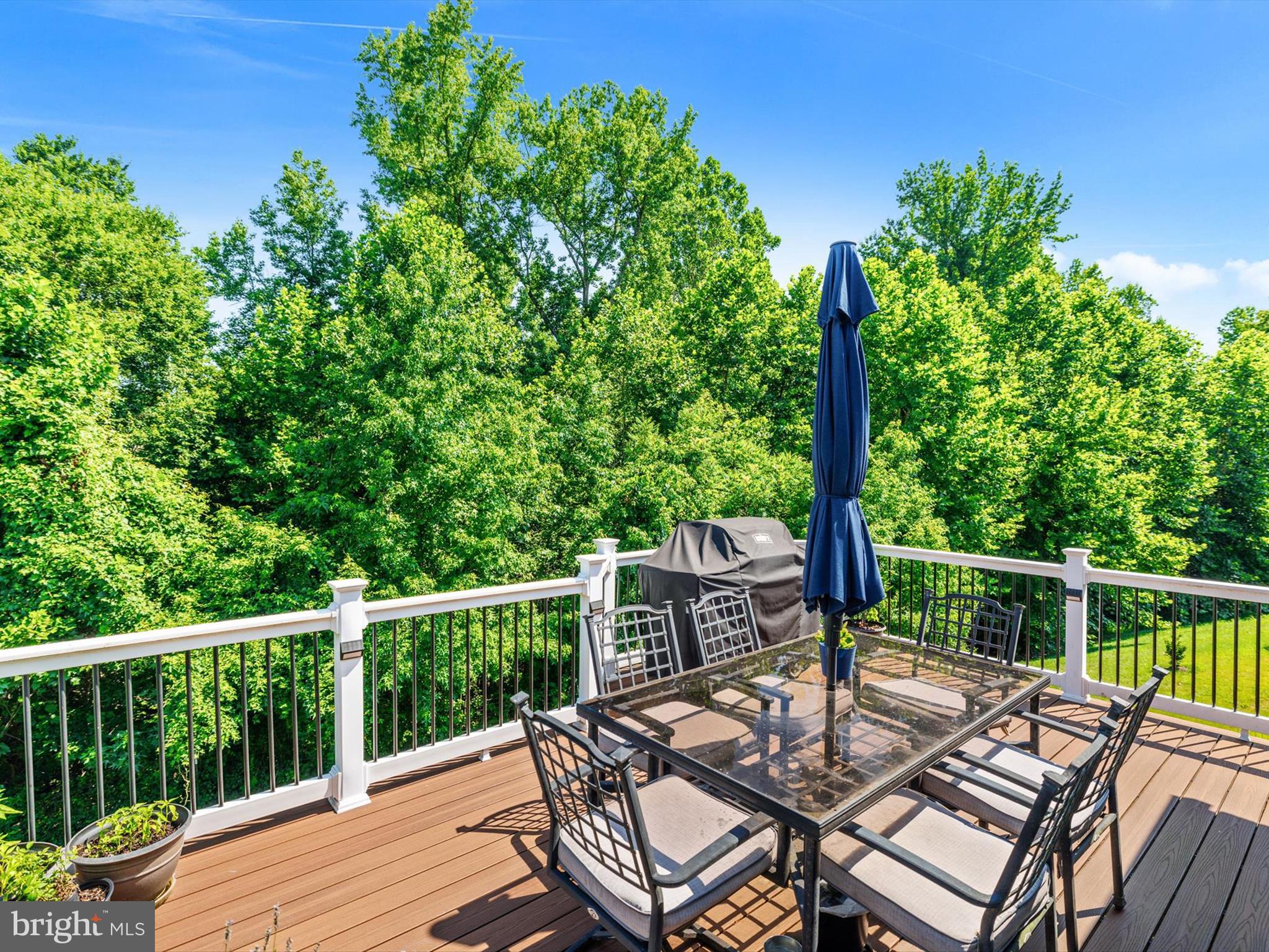 MARLBORO RIDGE - Residential