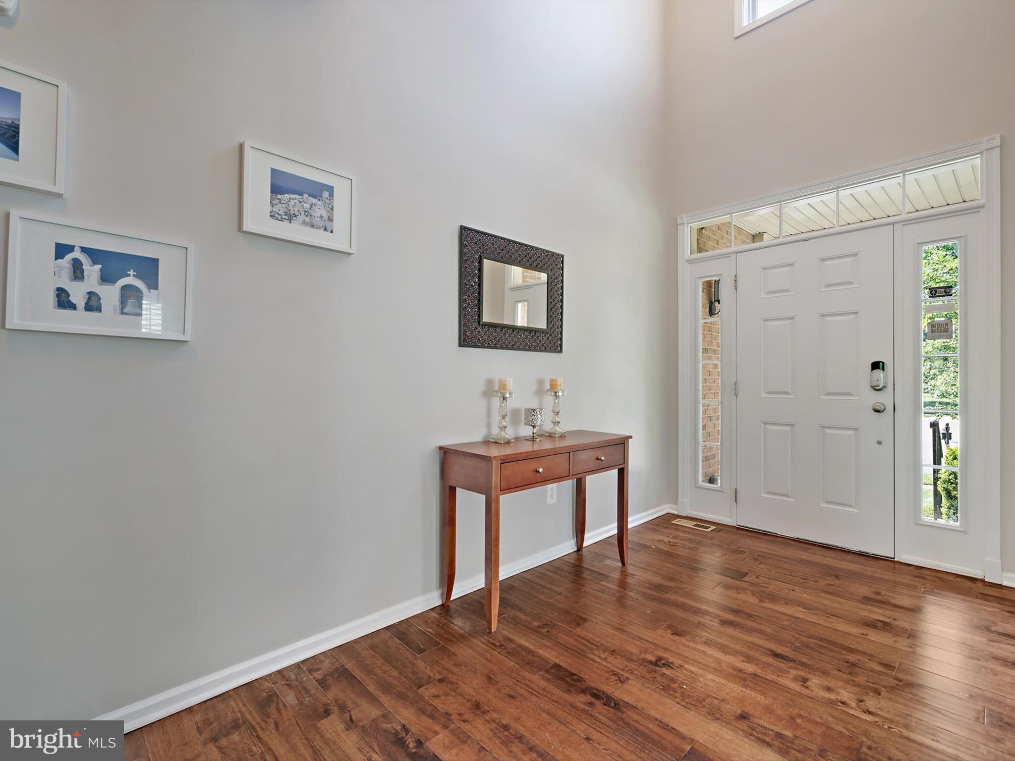11102 SADDLE COURT