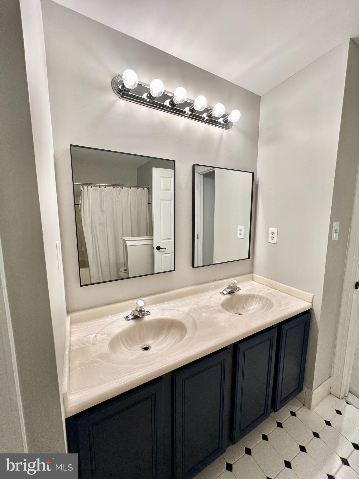 MALVERN HUNT - Residential