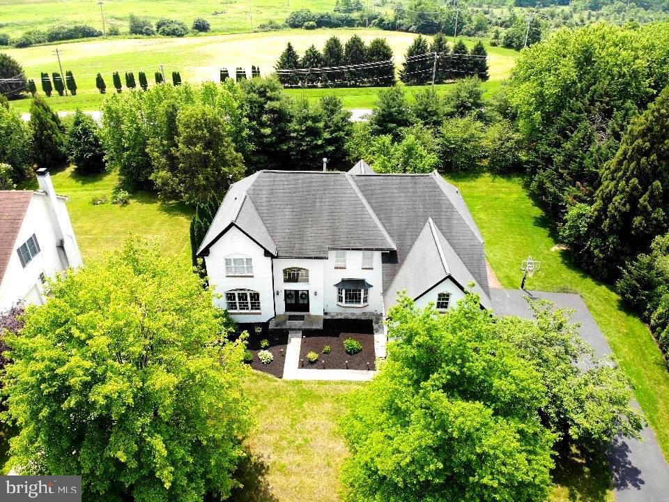 8 CORBIN DRIVE