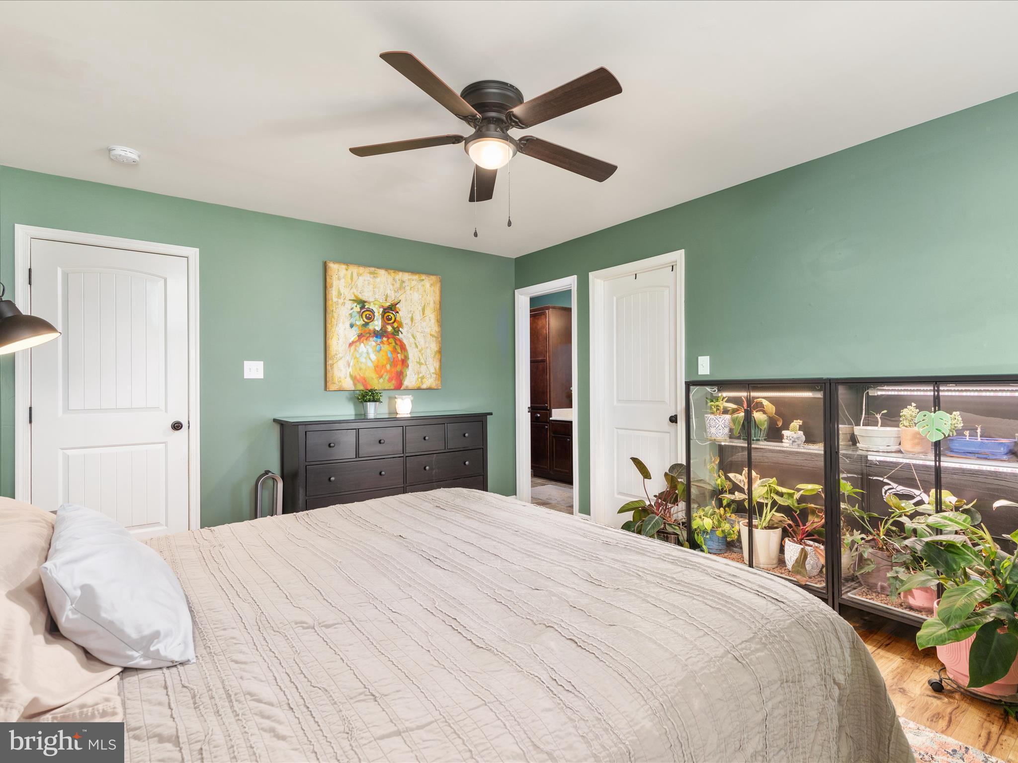 RED HILL - Residential