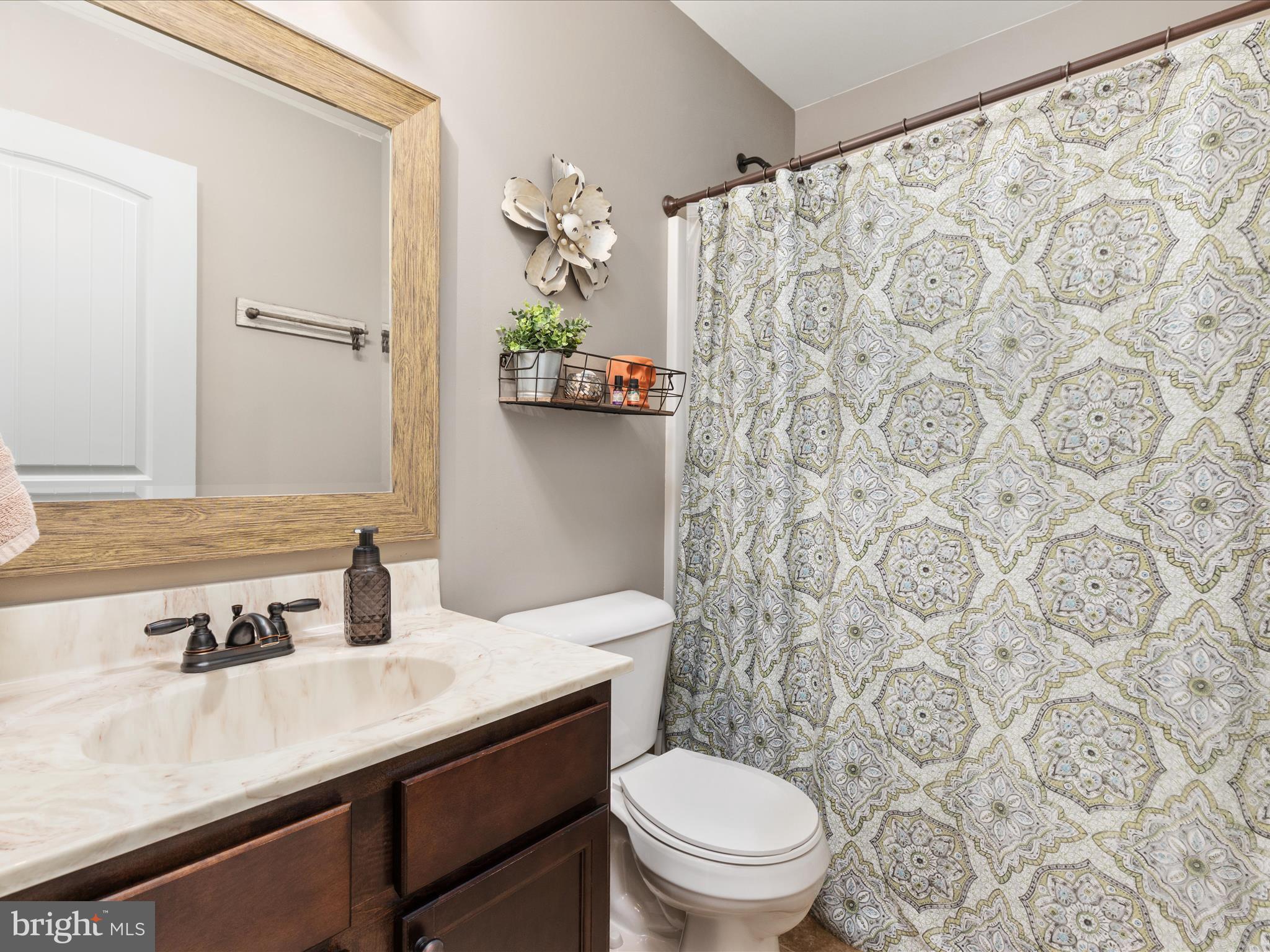 RED HILL - Residential