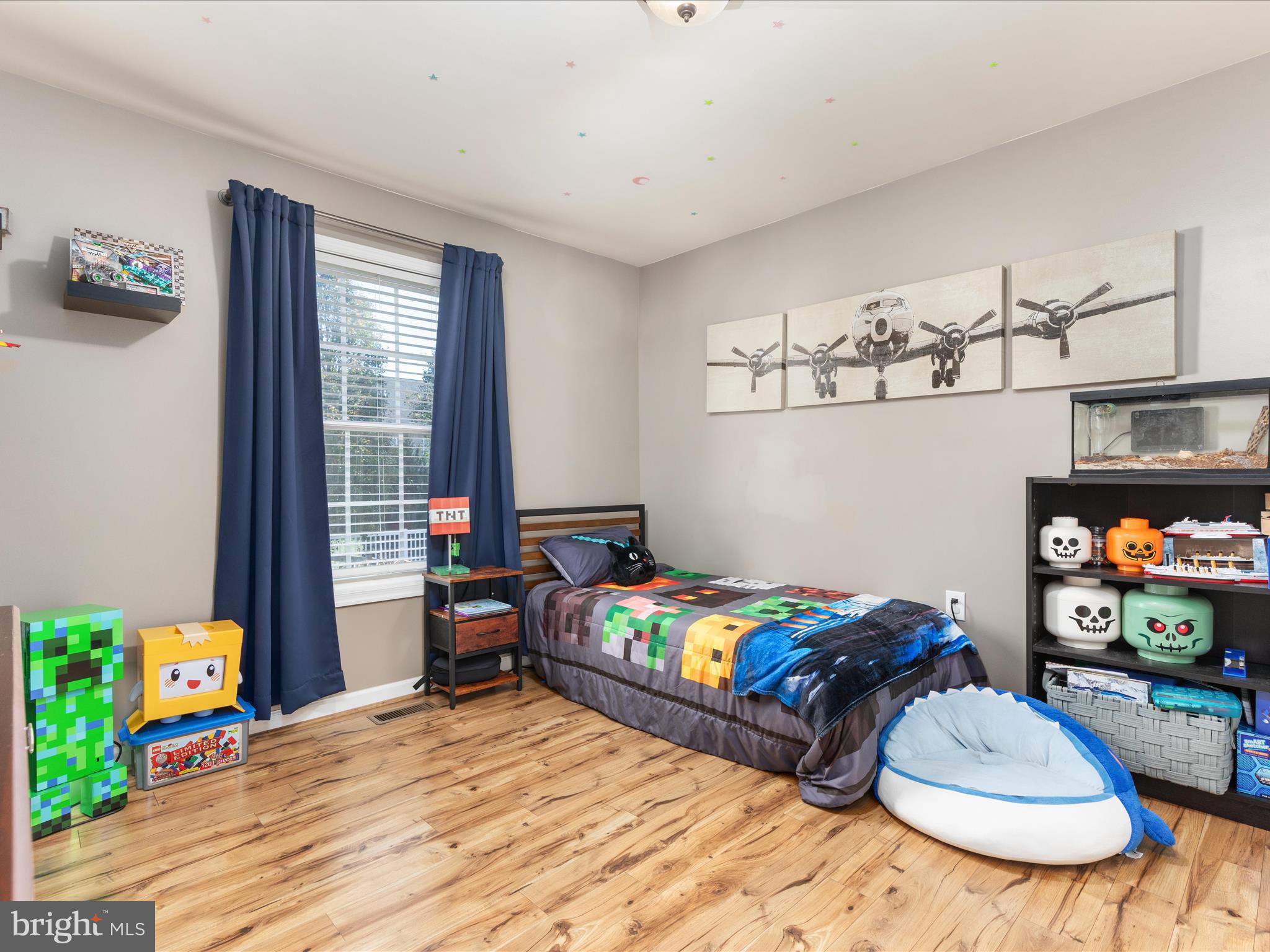 RED HILL - Residential