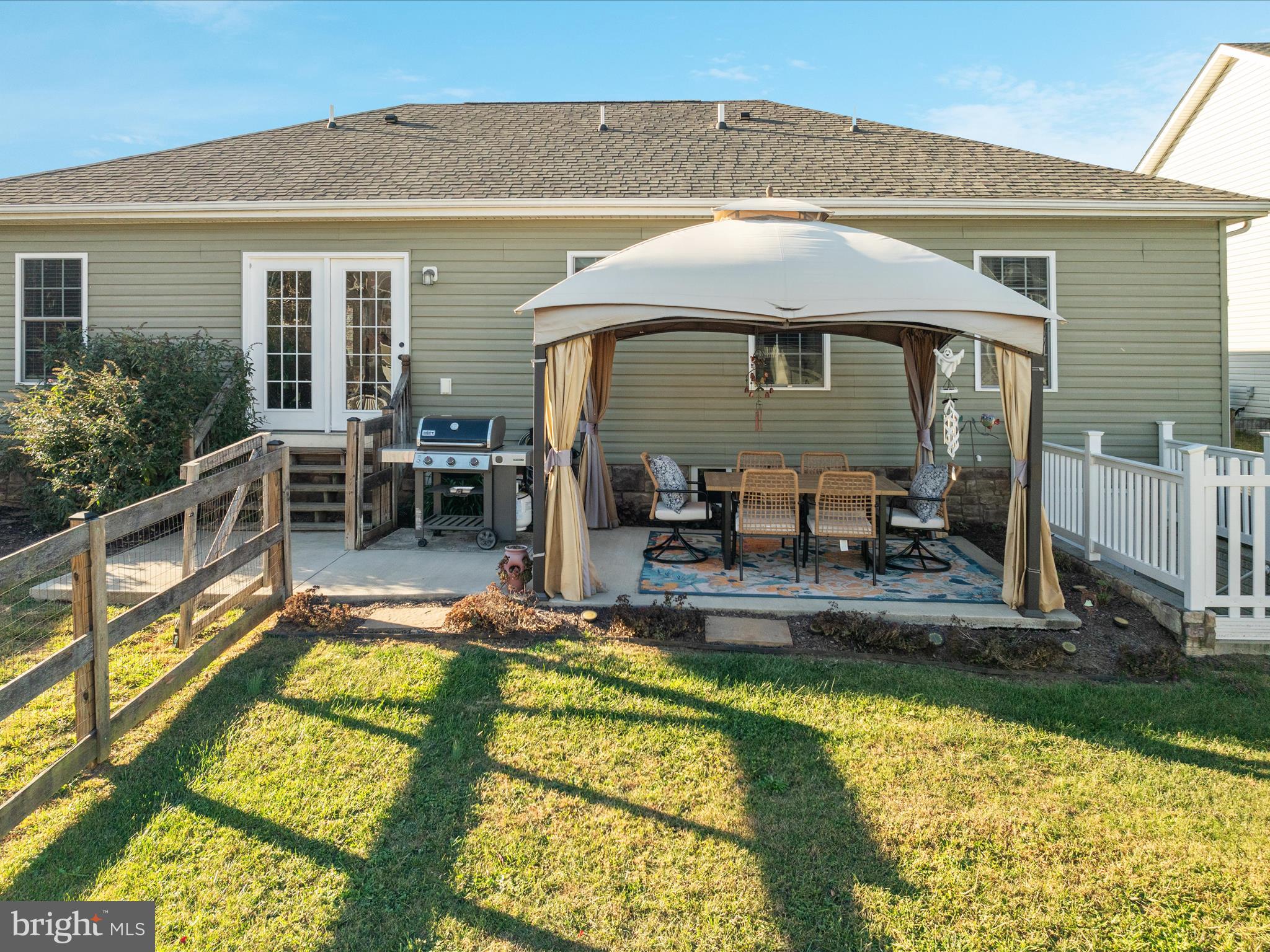 RED HILL - Residential