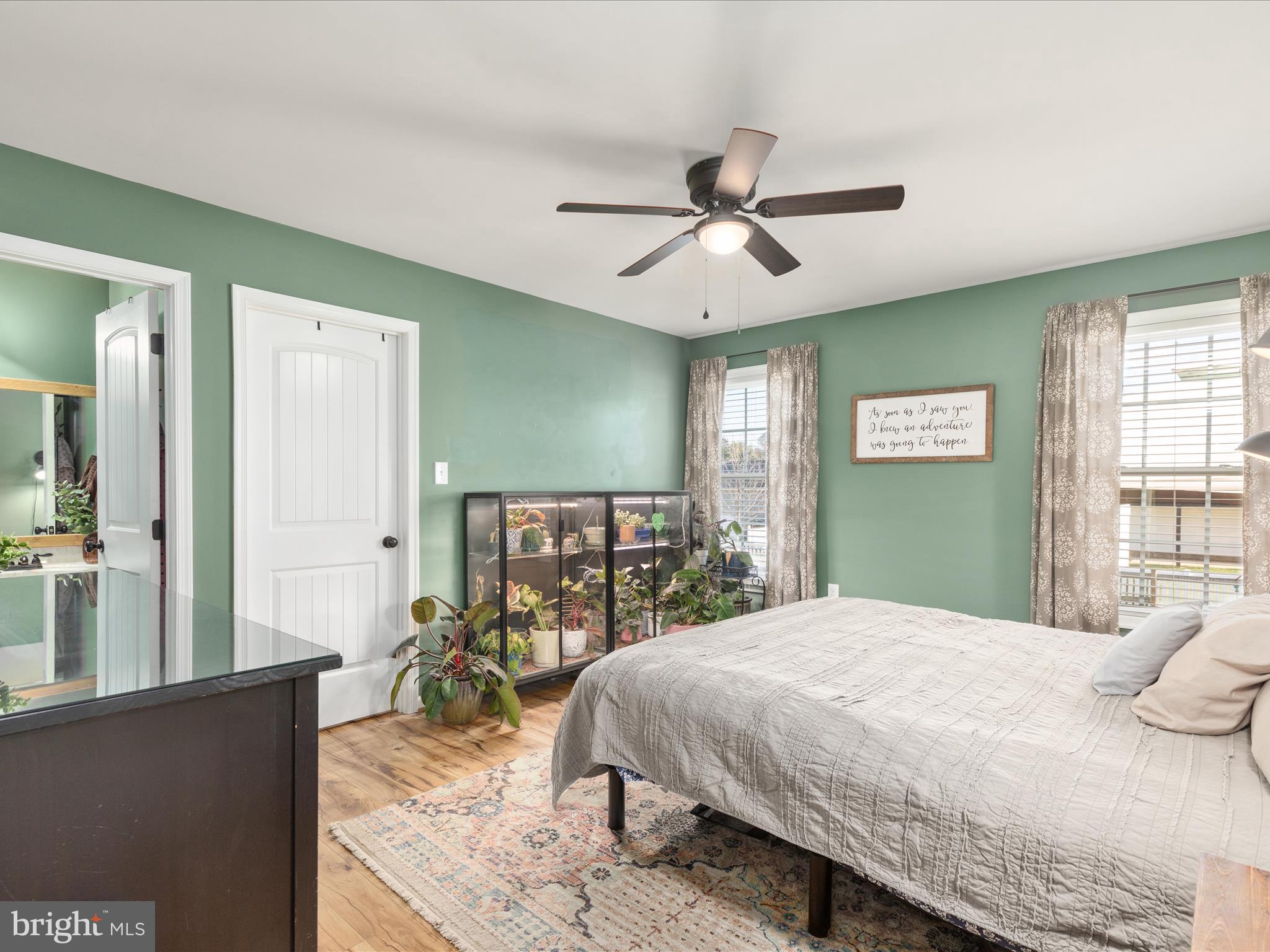 RED HILL - Residential