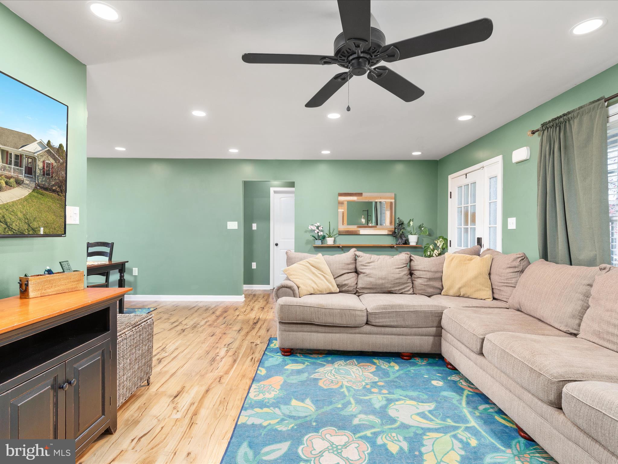 RED HILL - Residential