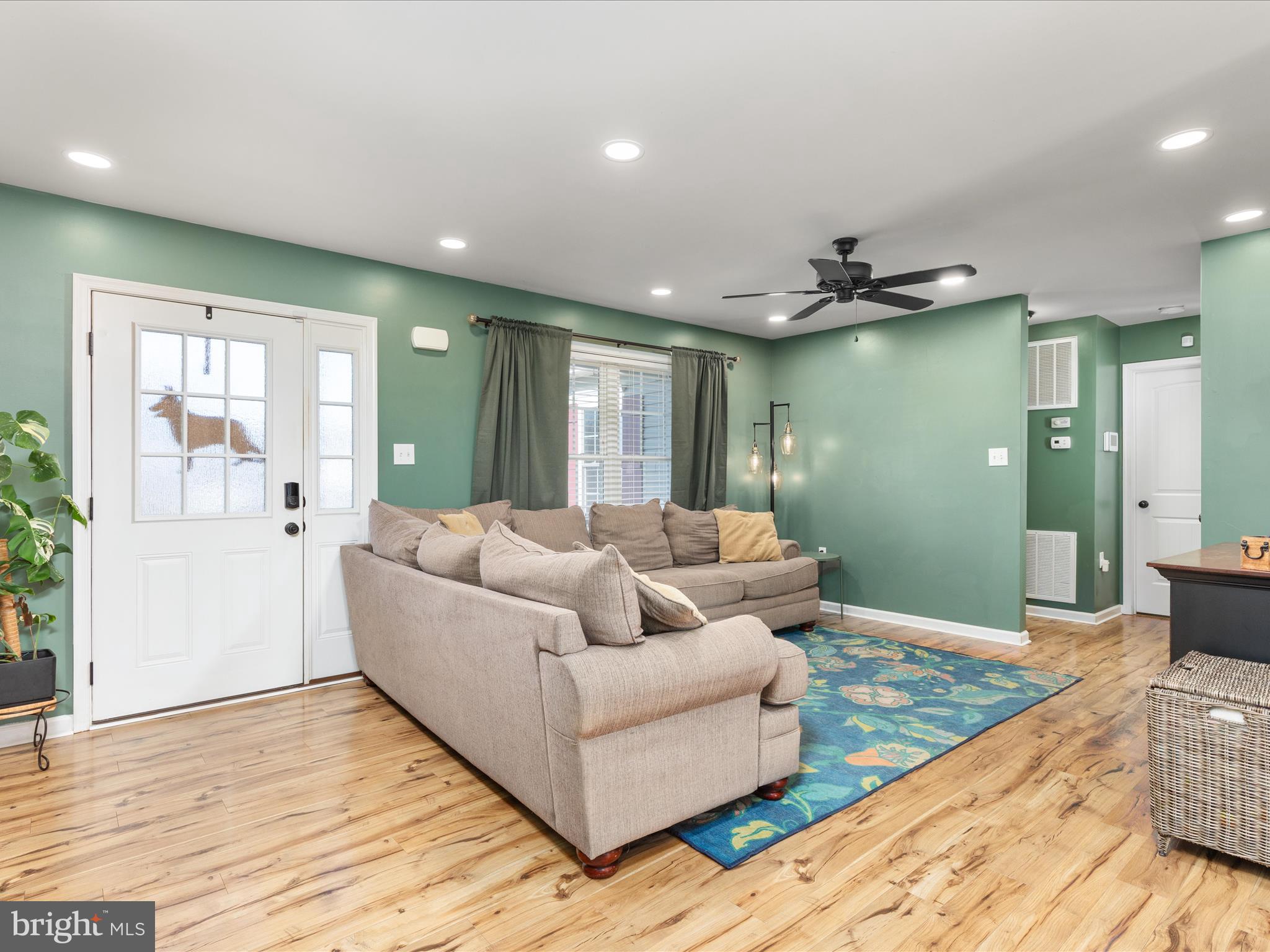 RED HILL - Residential