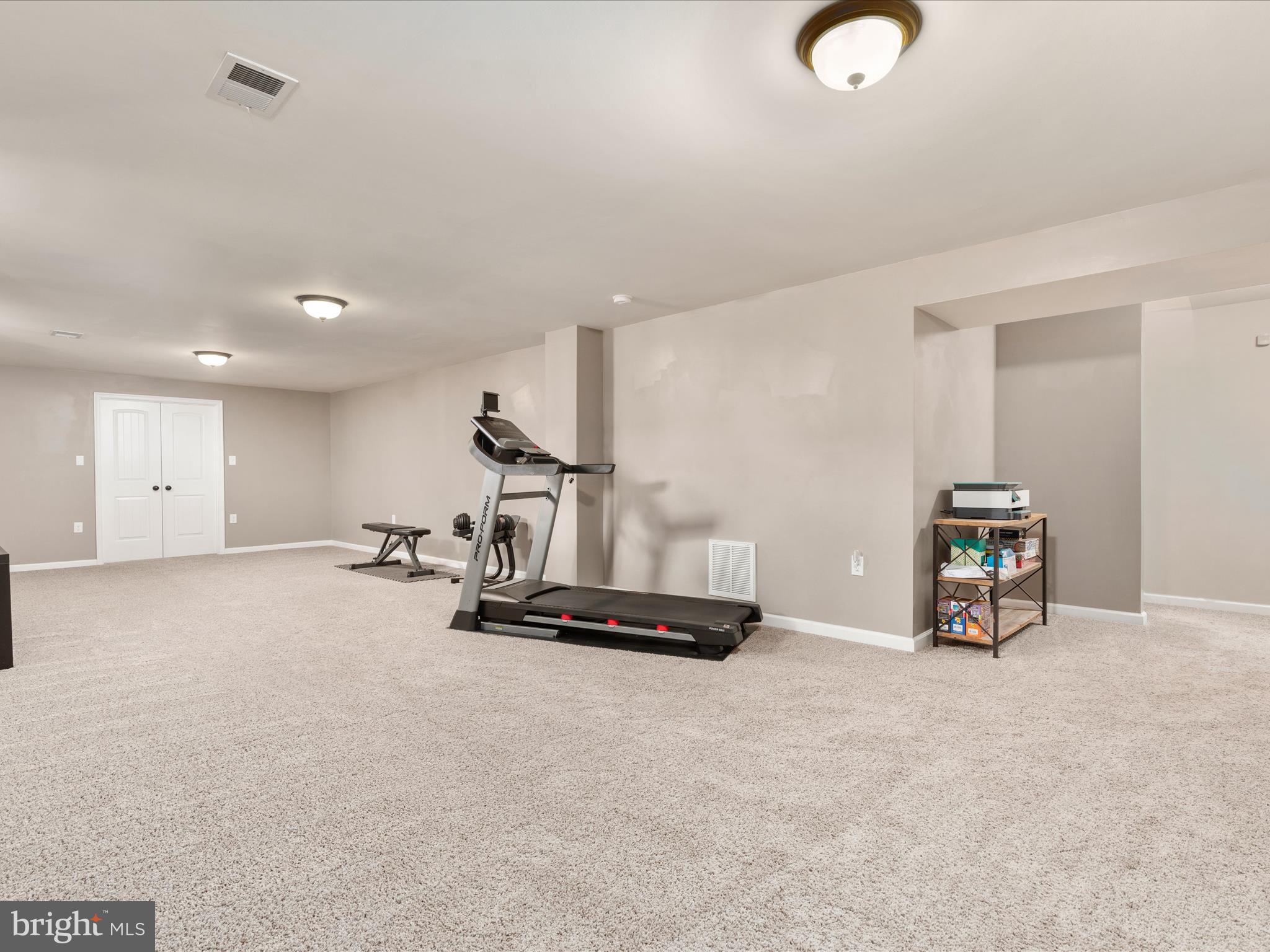 RED HILL - Residential