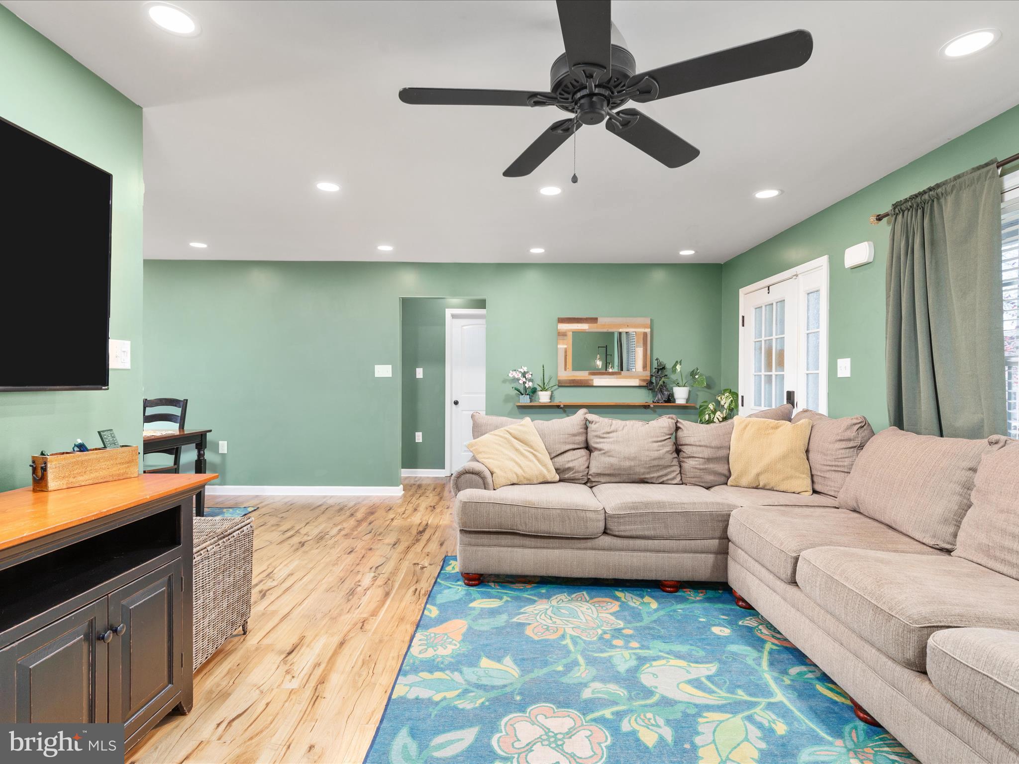 RED HILL - Residential