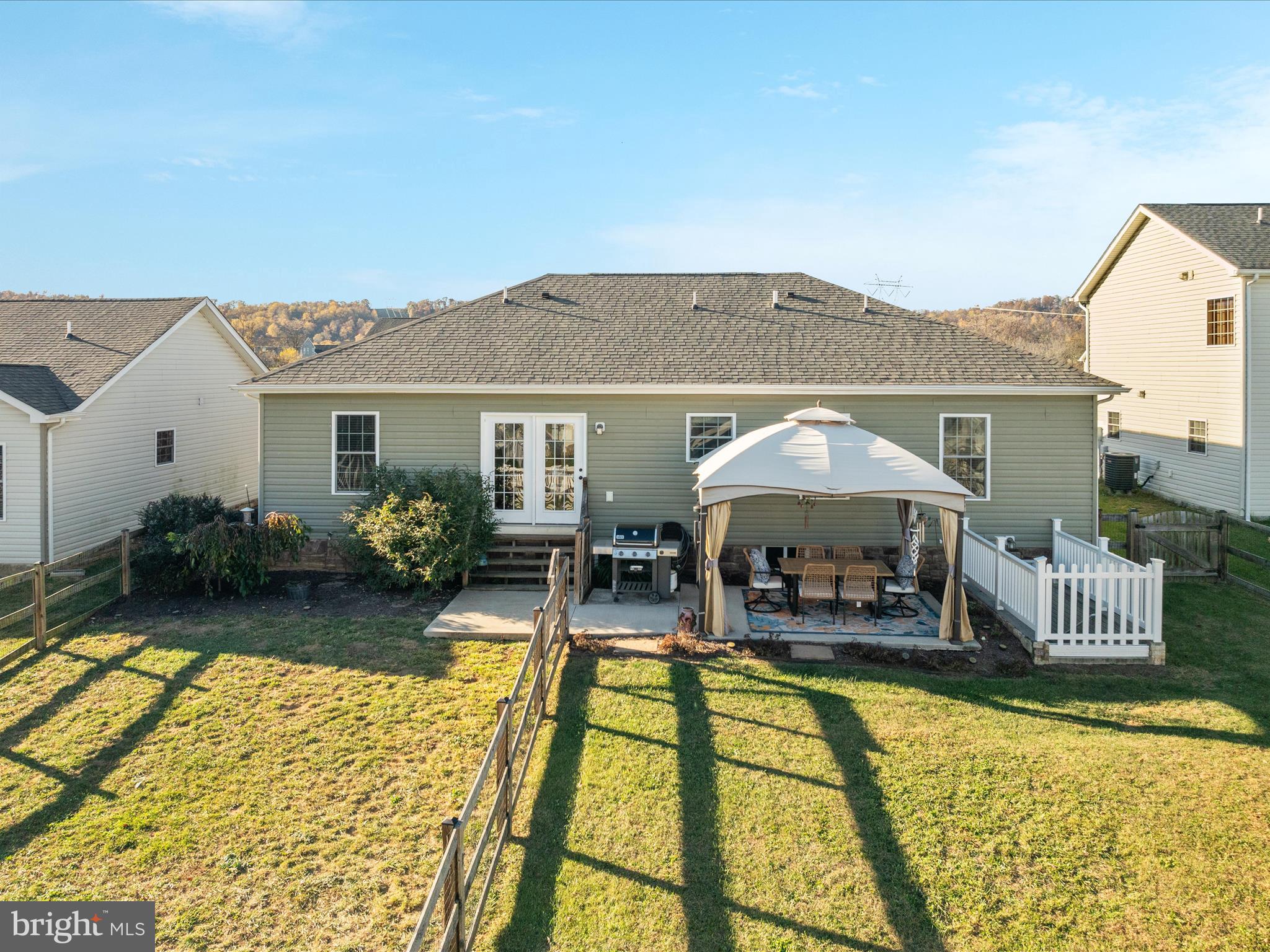 RED HILL - Residential