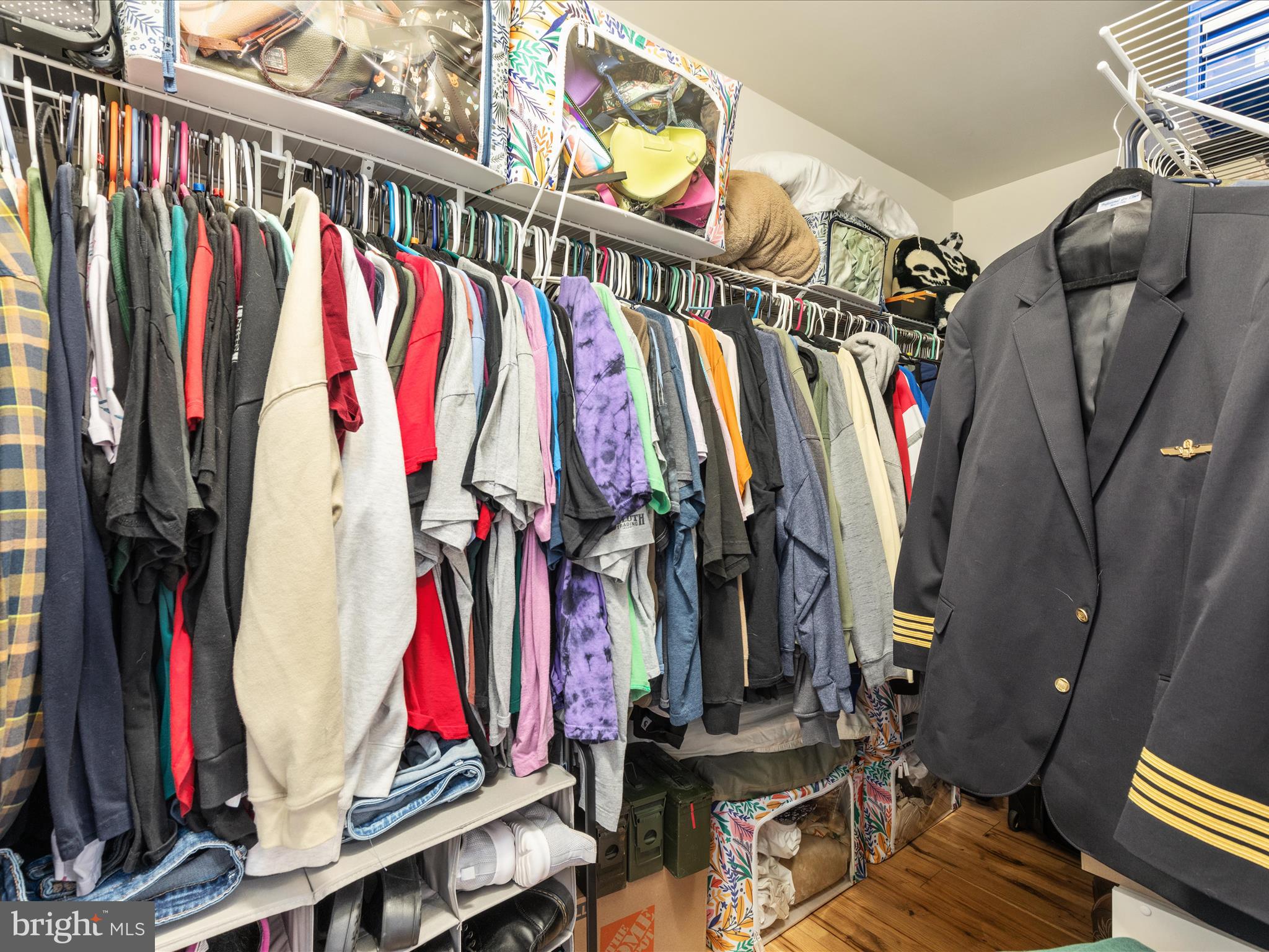 RED HILL - Residential