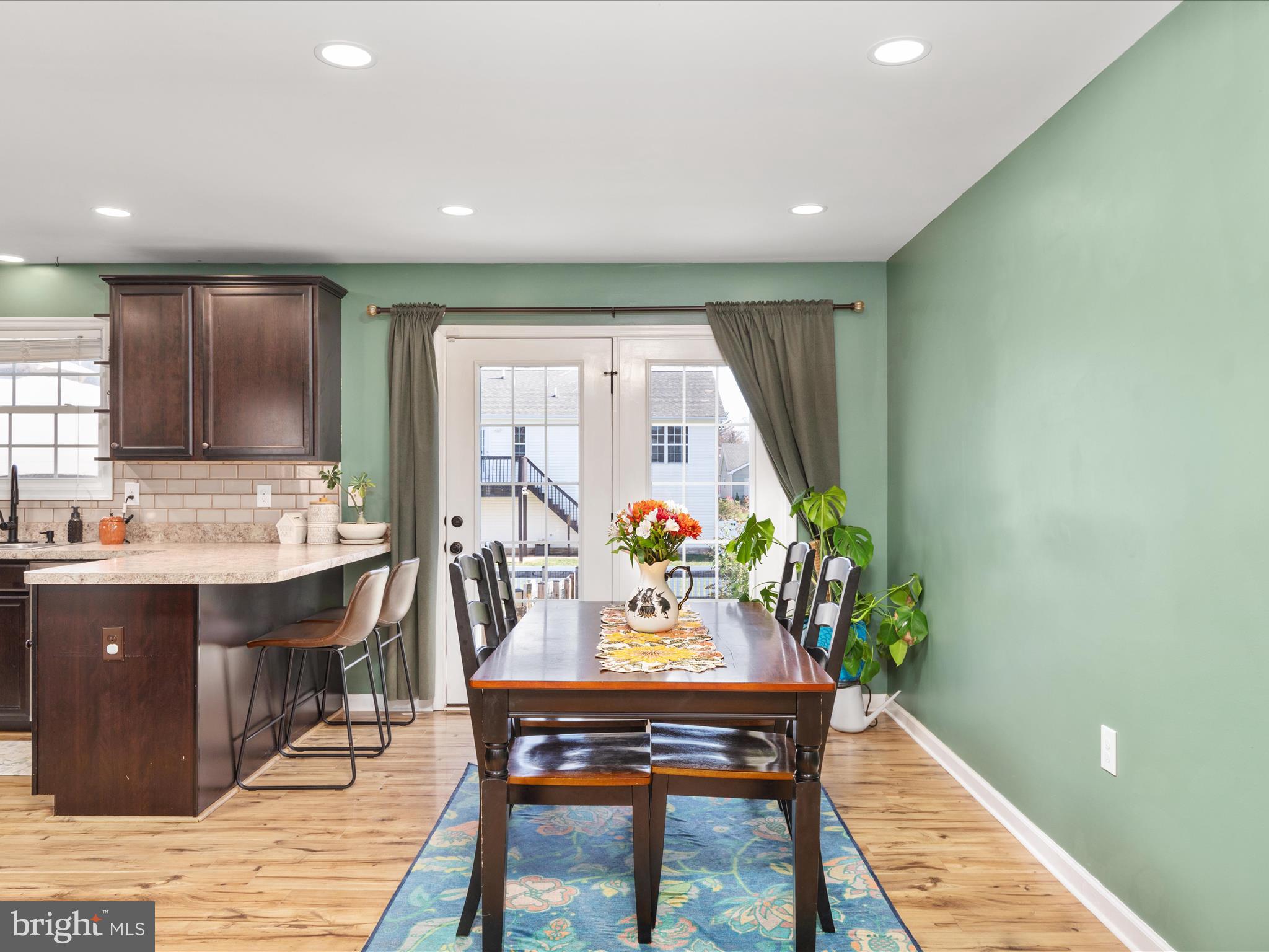 RED HILL - Residential