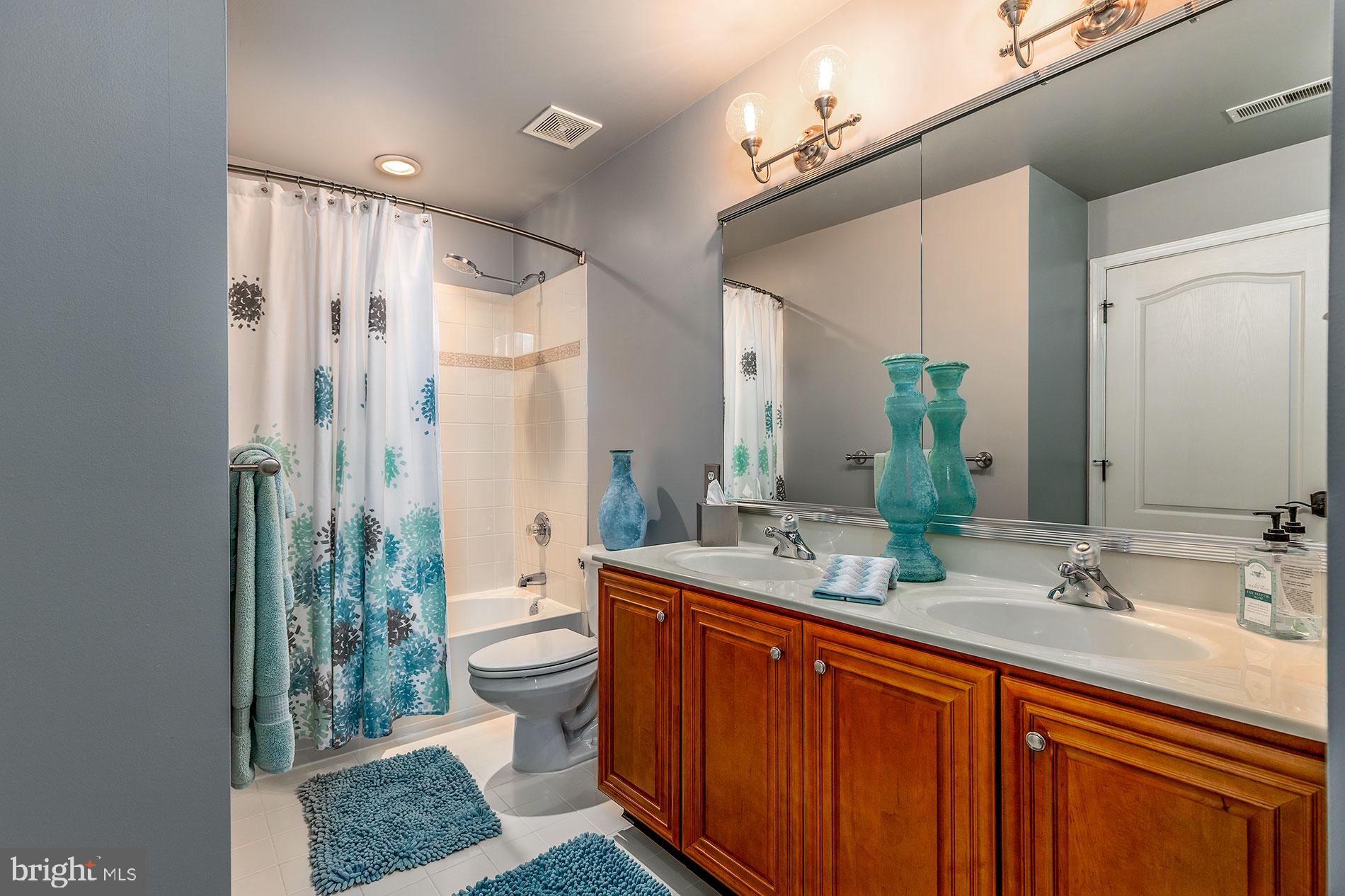 DOMINION VALLEY COUNTRY CLUB - Residential