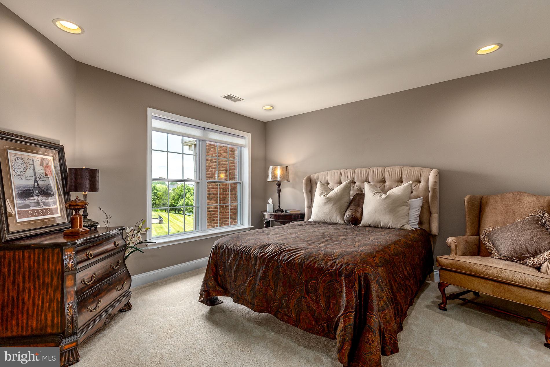 DOMINION VALLEY COUNTRY CLUB - Residential