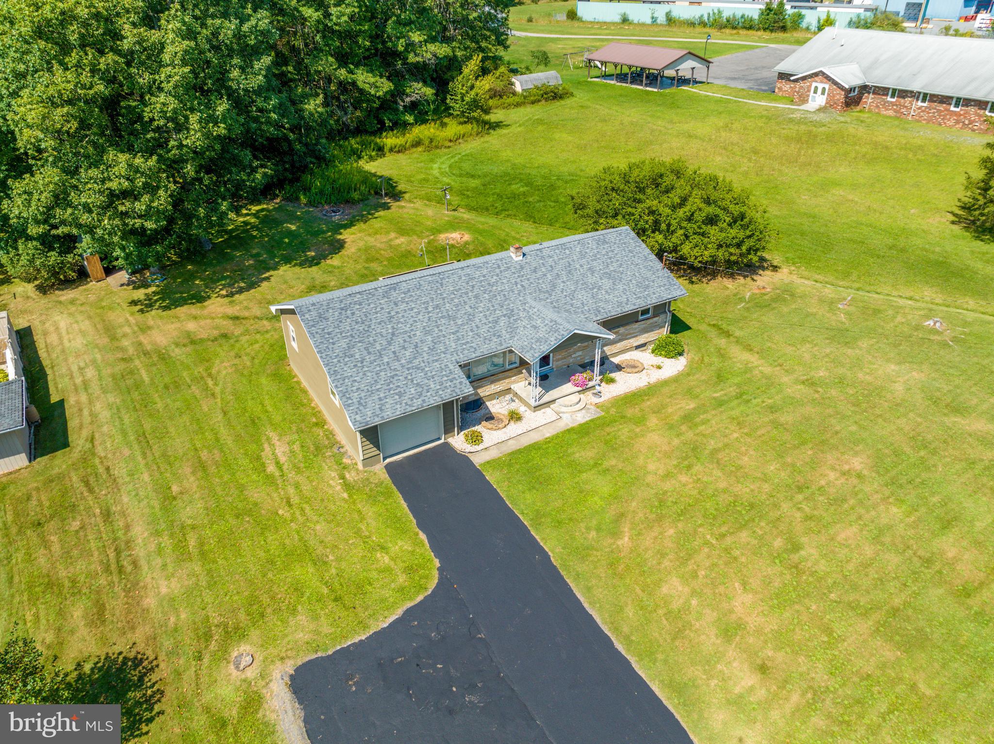 SHADY ACRES - Residential