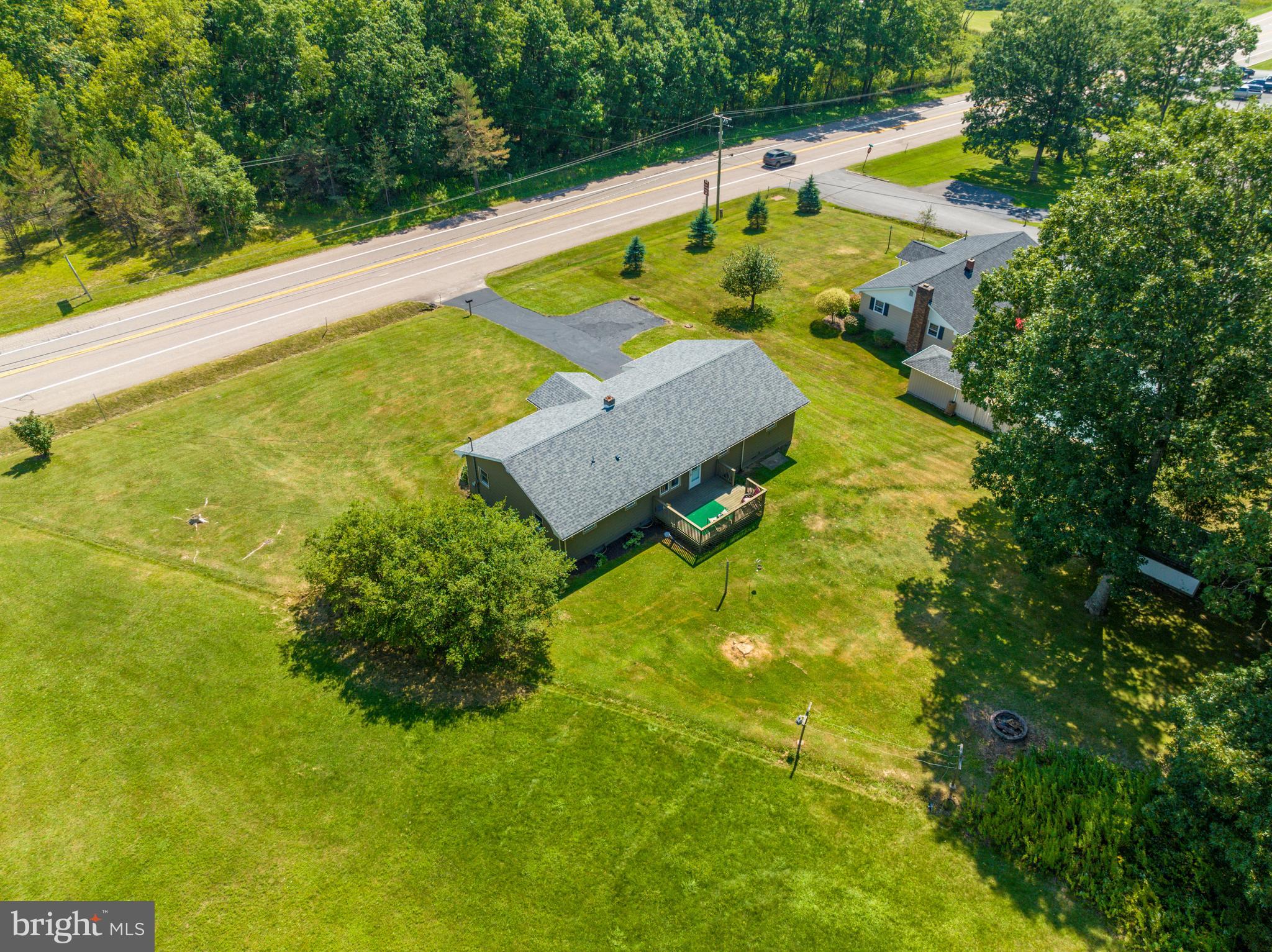 SHADY ACRES - Residential