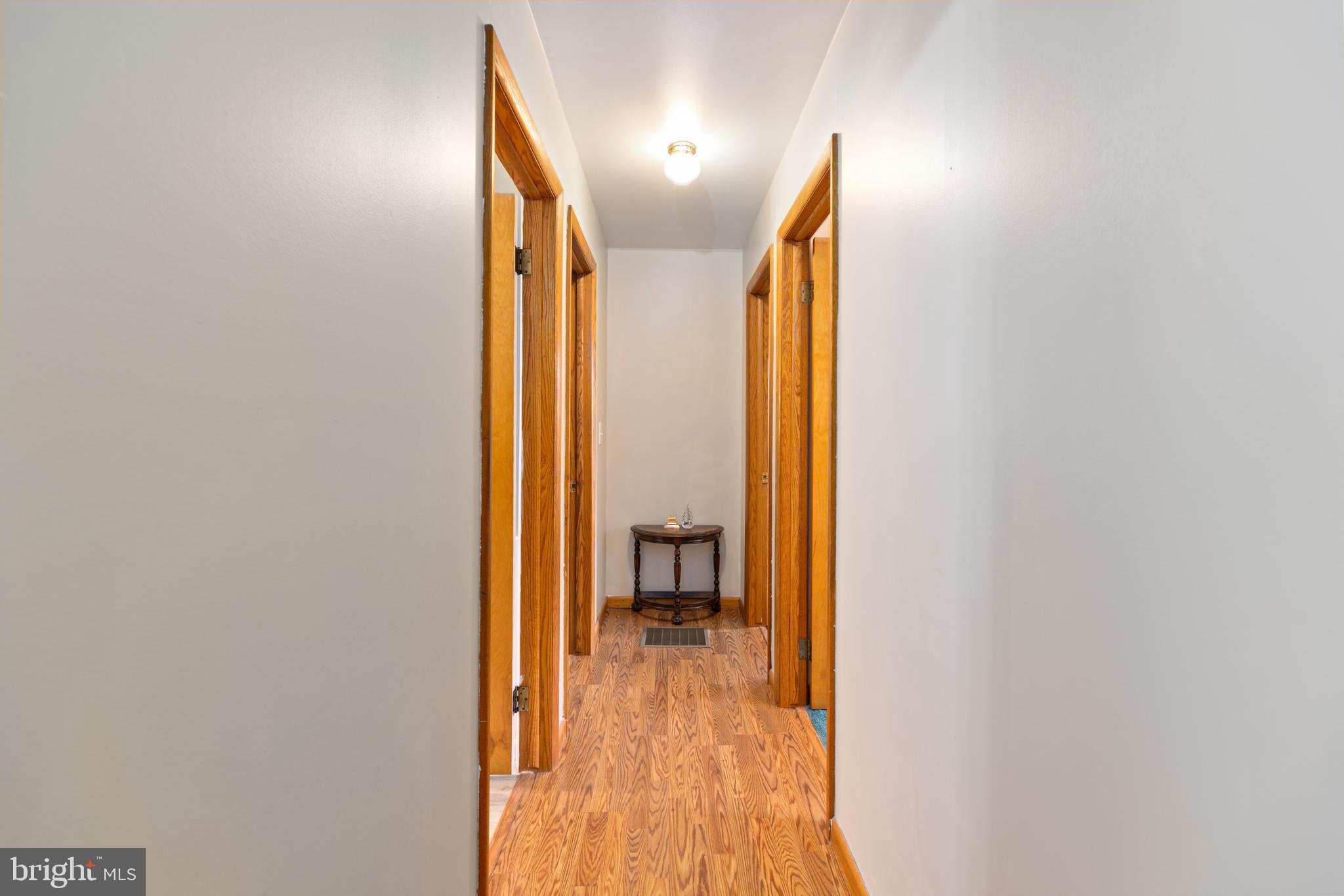 SHADY ACRES - Residential