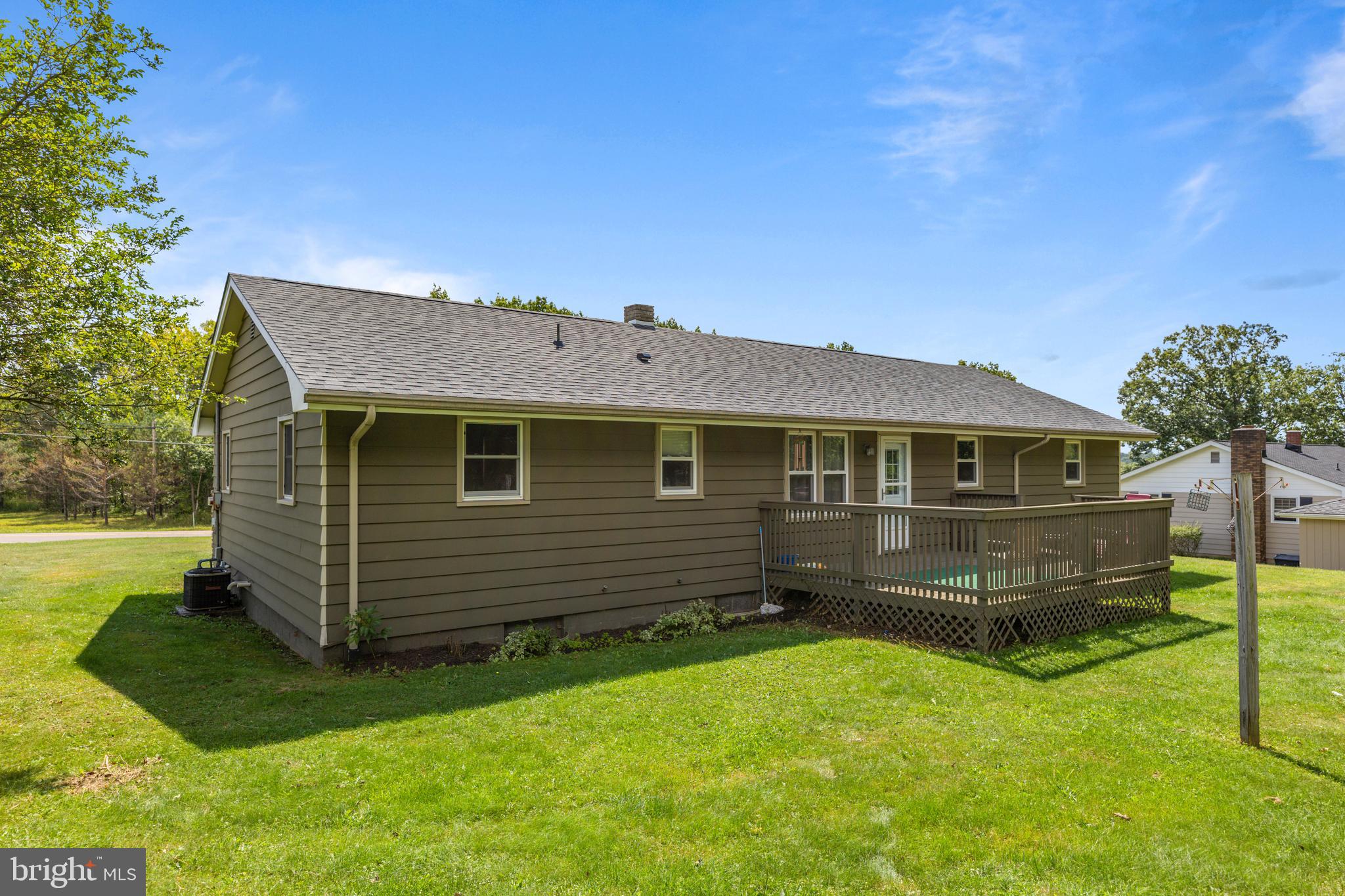 SHADY ACRES - Residential