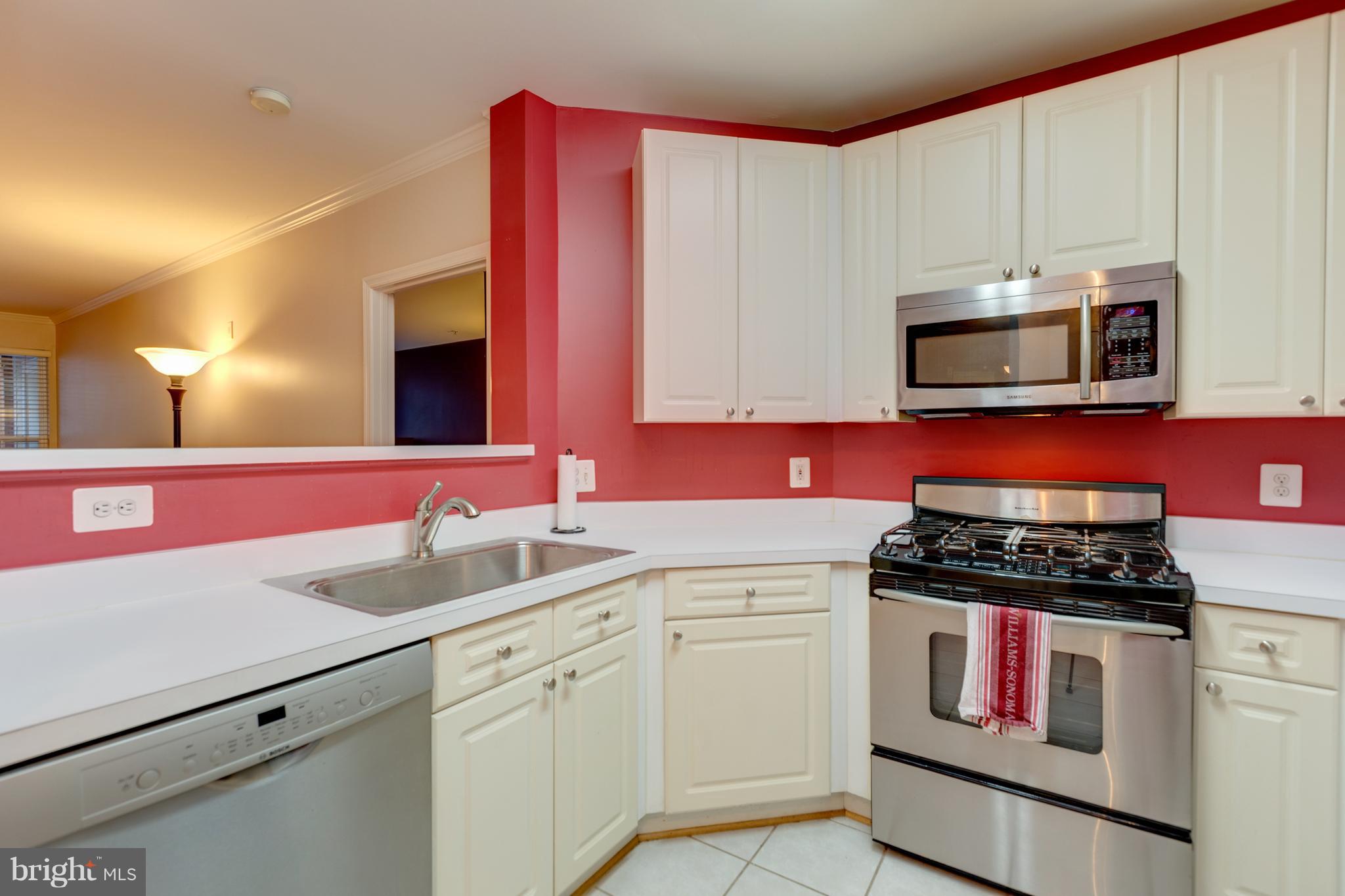 WESTBRIAR CONDOMINIUMS - Residential