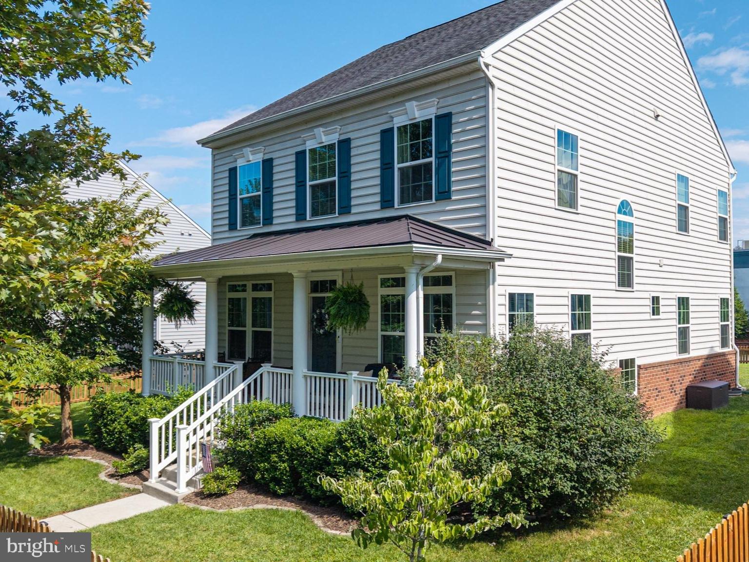 8 WOOD ASTER LANE