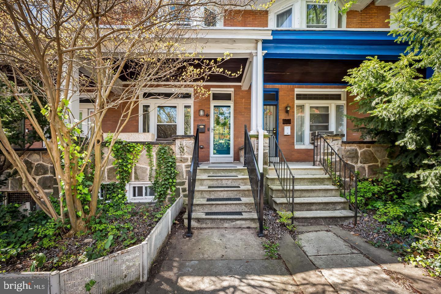 CHARLES VILLAGE - Residential Lease