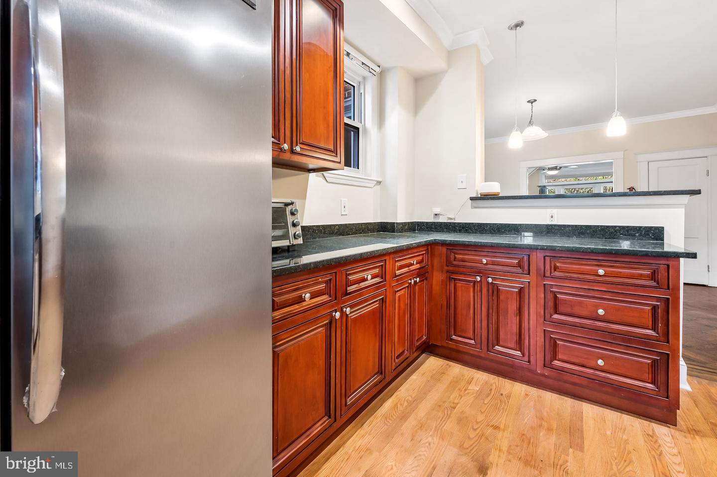 CHARLES VILLAGE - Residential Lease