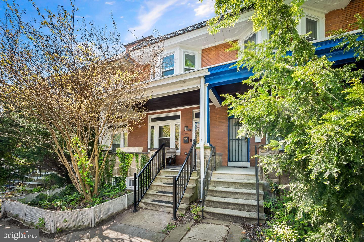 CHARLES VILLAGE - Residential Lease