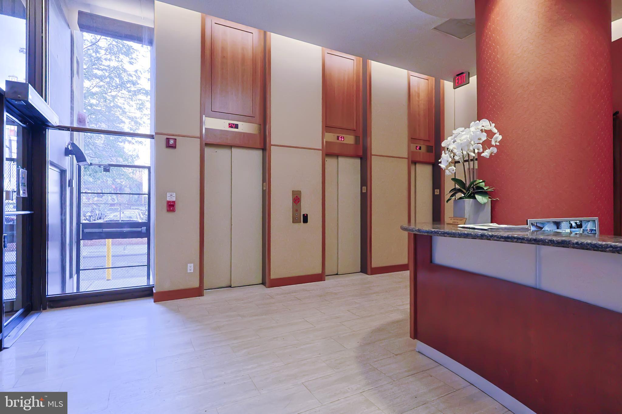 WASHINGTON SQ WEST - Residential