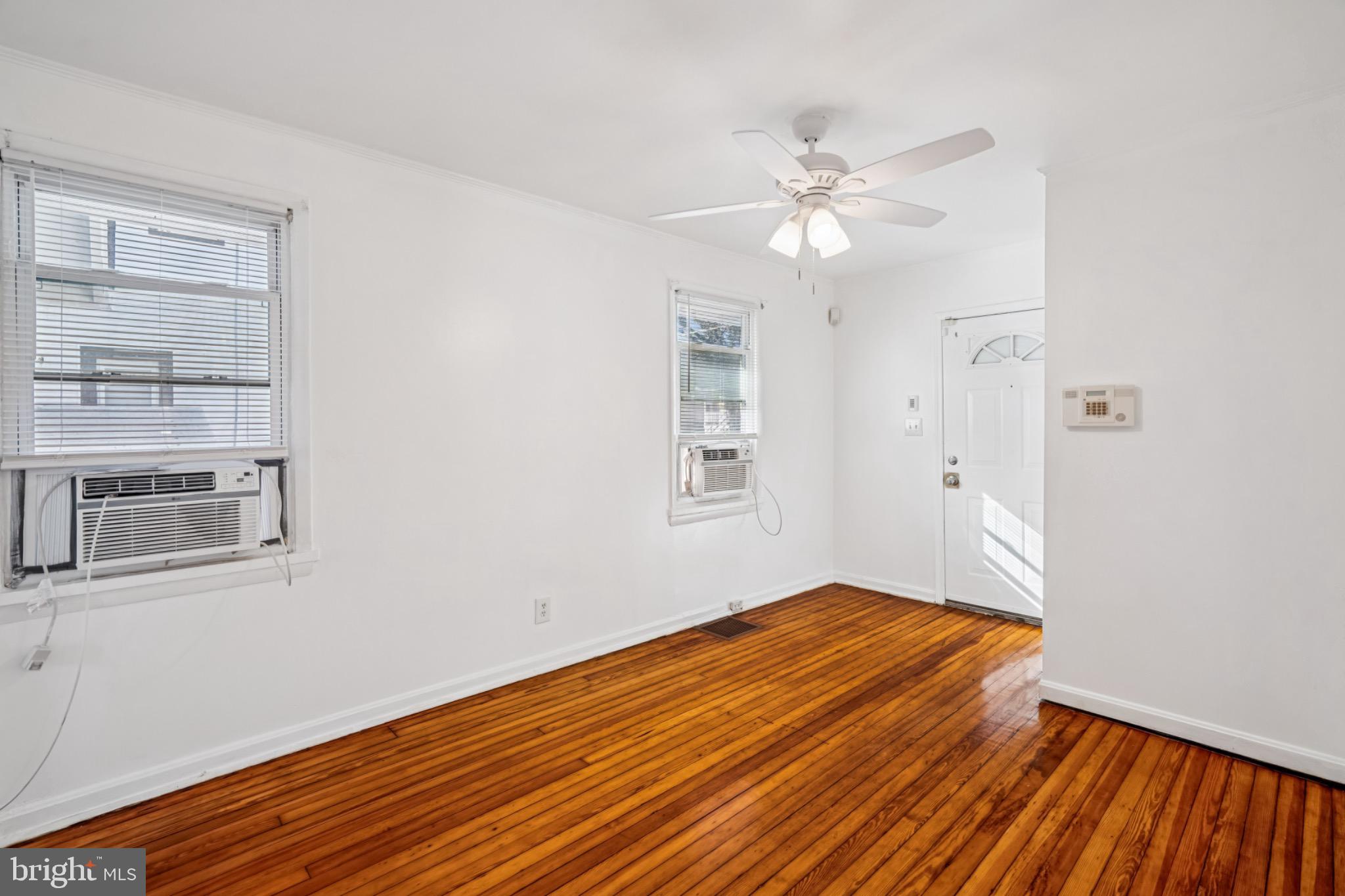 4317 LAWRENCE STREET